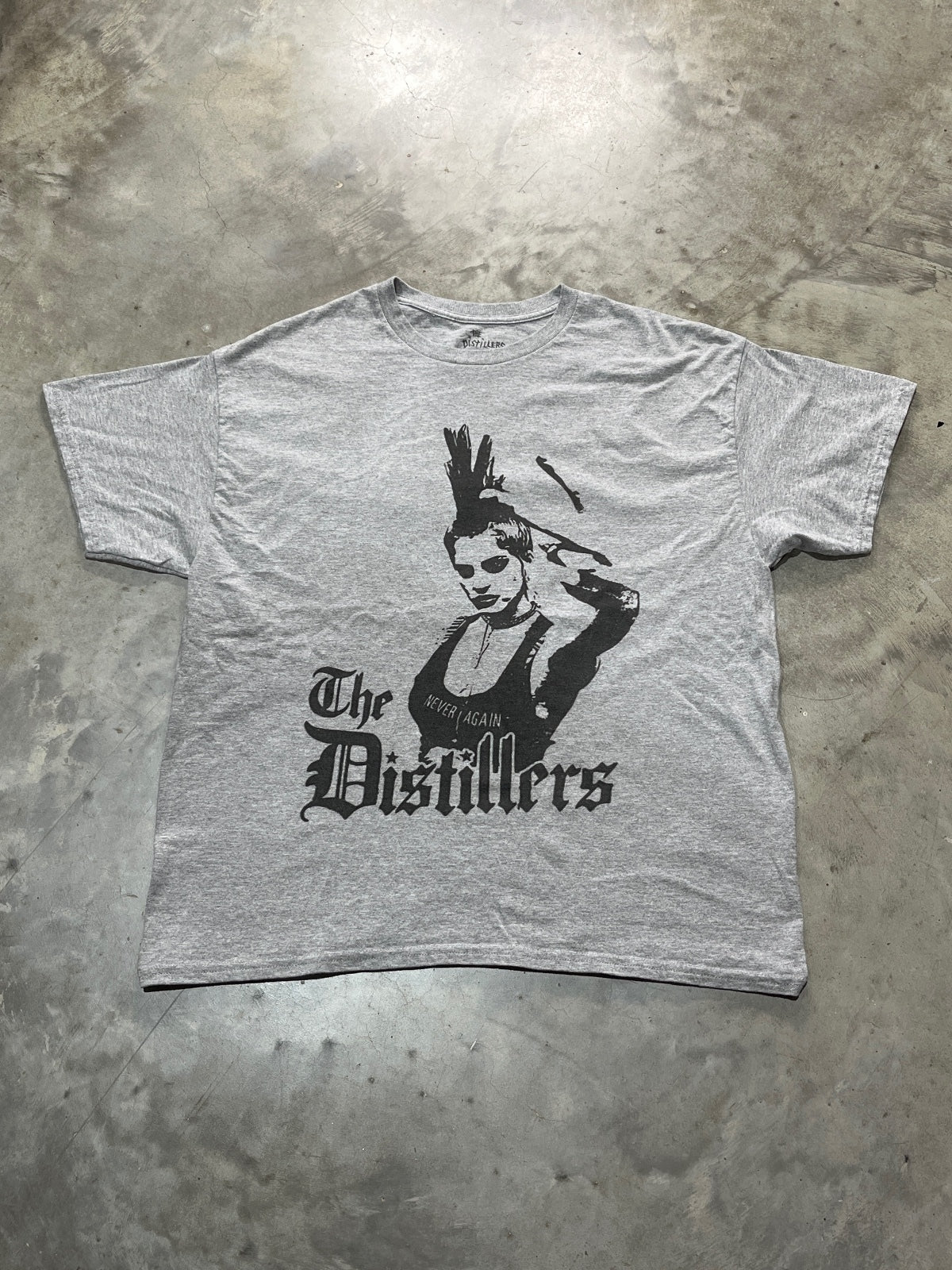 The Distillers Preowned XL T-shirt