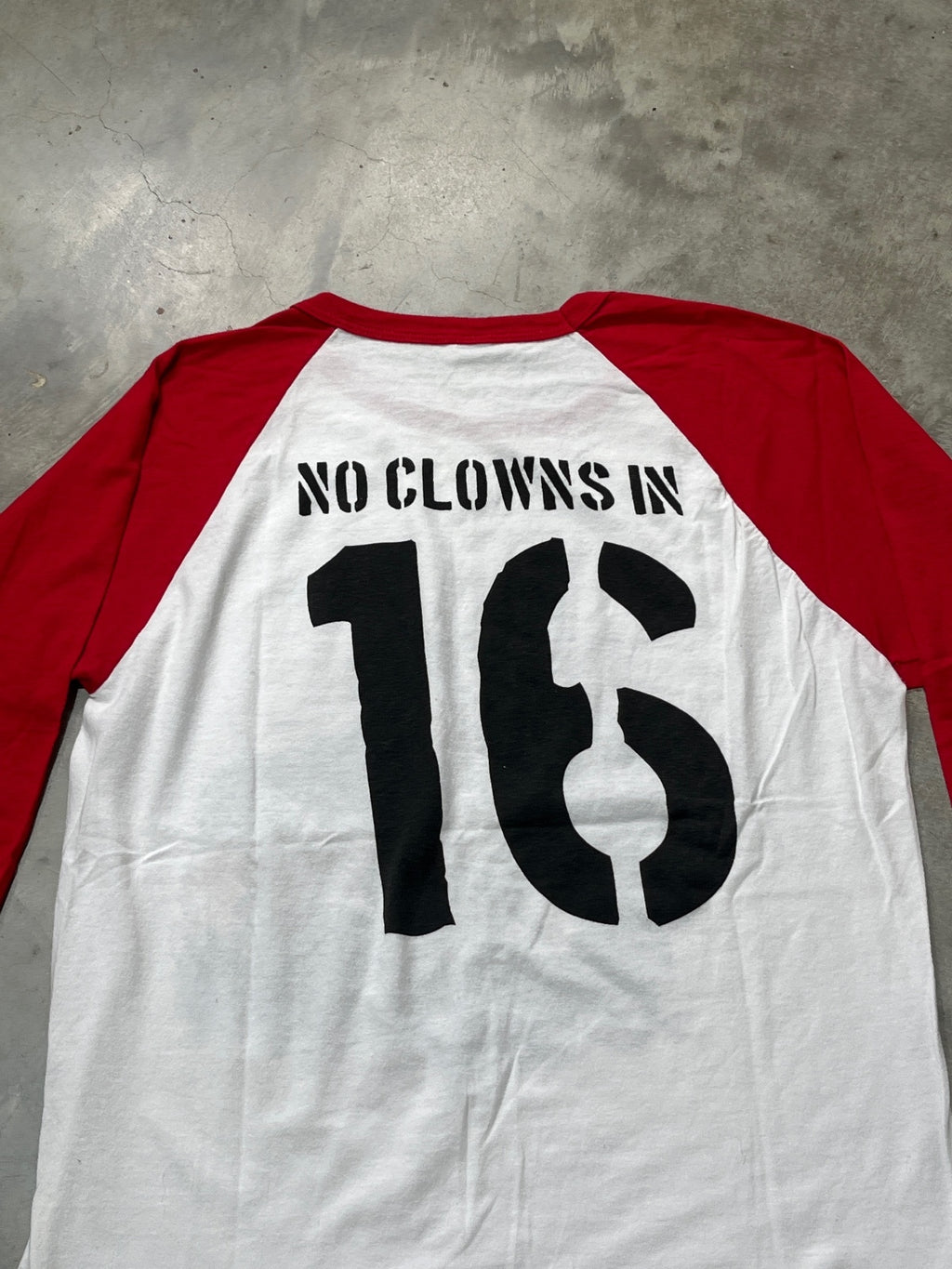 Pearl Jam Preowned Medium 3/4 Sleeve T-shirt