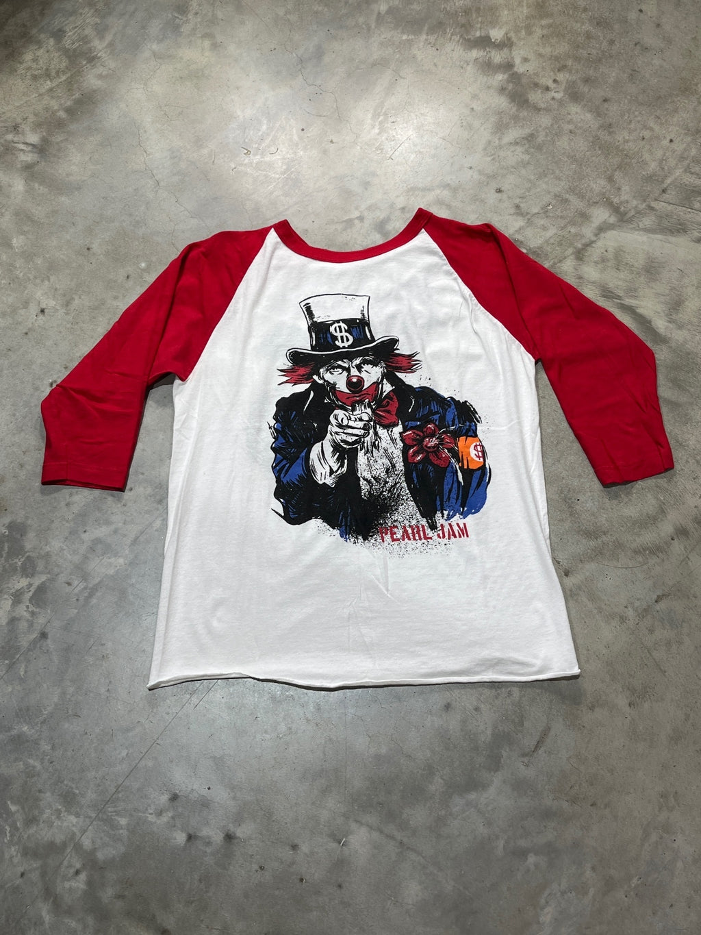 Pearl Jam Preowned Medium 3/4 Sleeve T-shirt
