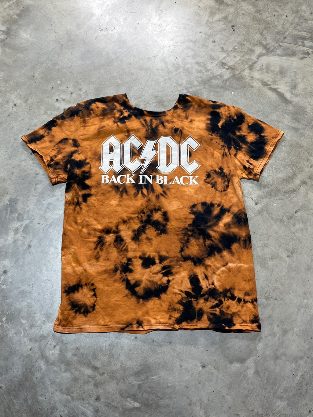ACDC Preowned Large Tie Dye T-shirt