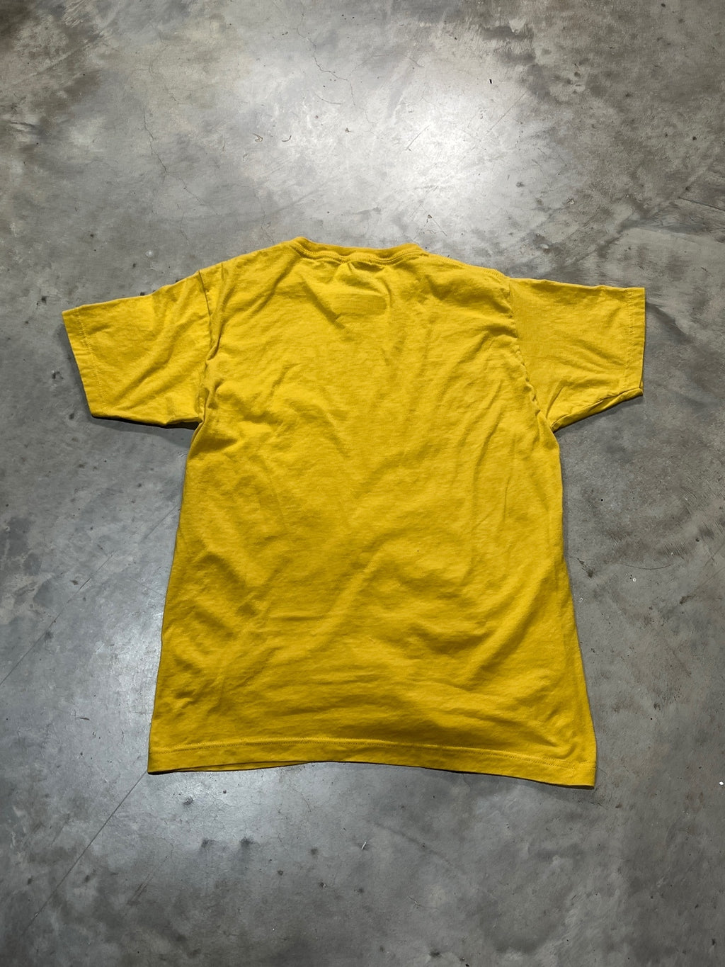 Foo Fighters Preowned Medium T-shirt
