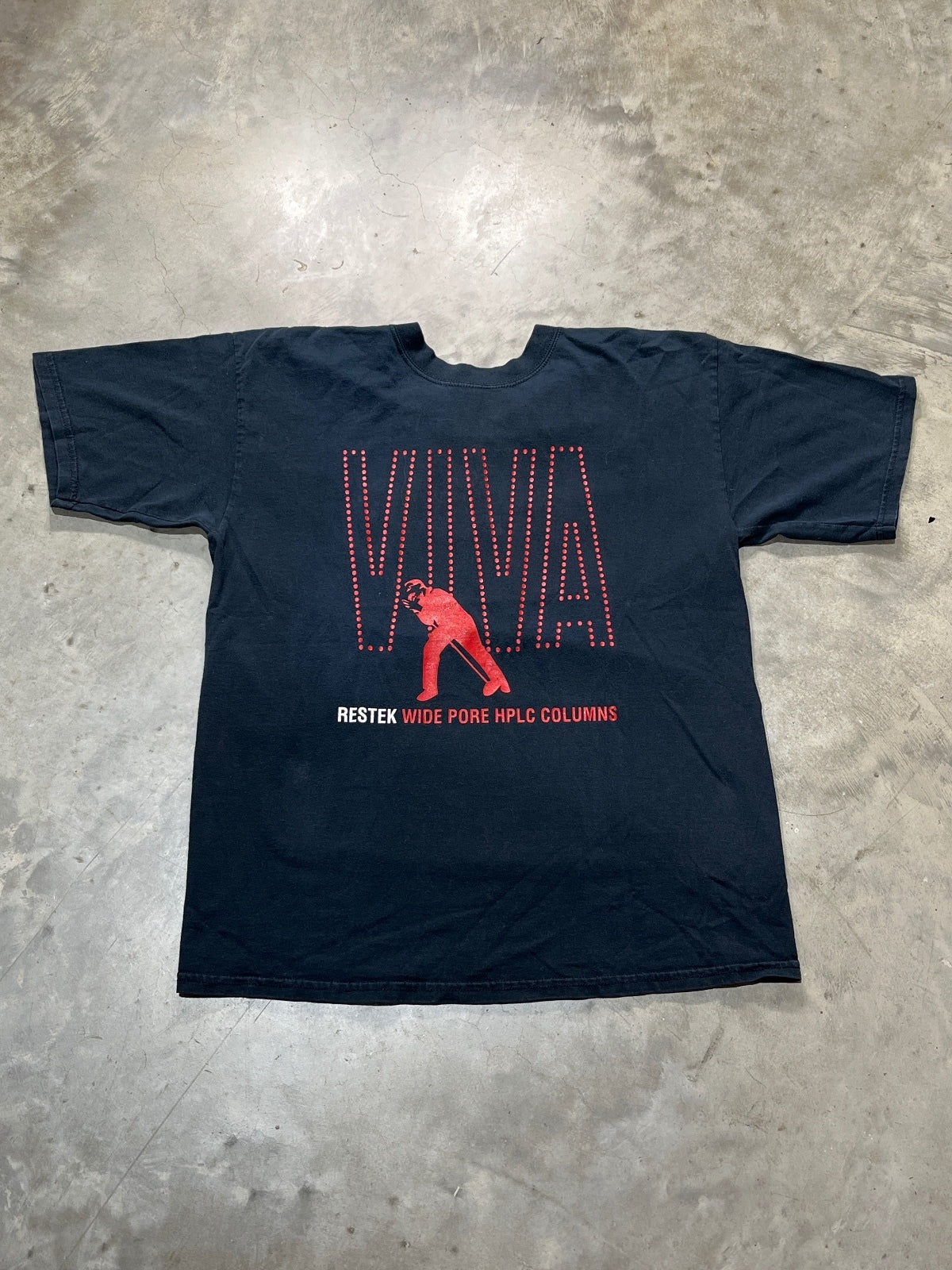 Restek Preowned Large T-shirt