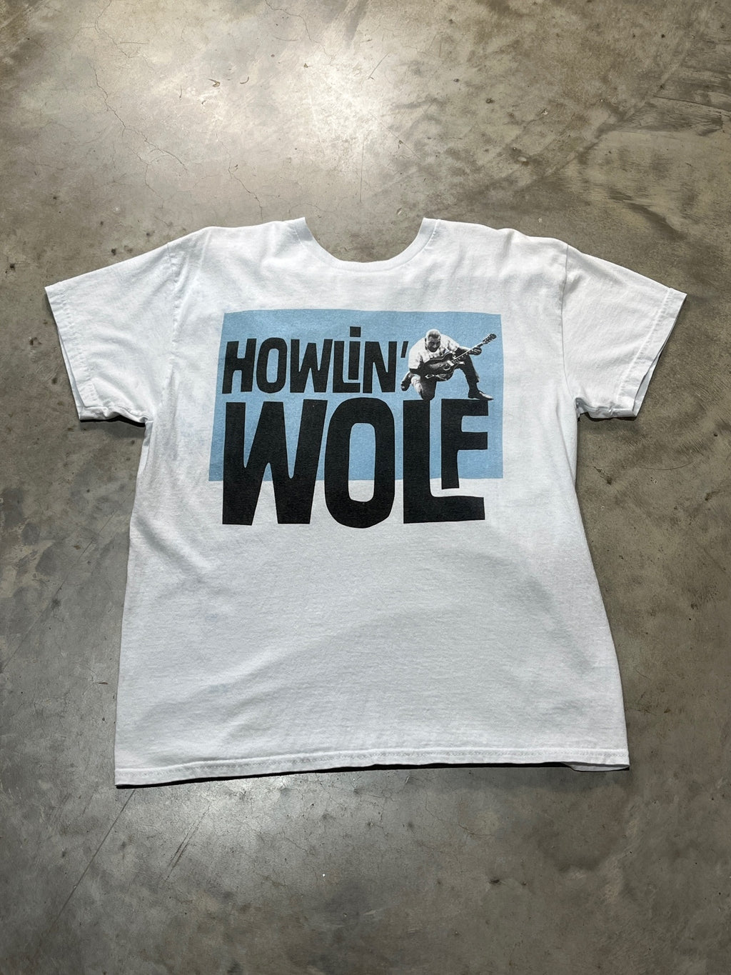 Howlin’ Wolf Preowned Large T-shirt