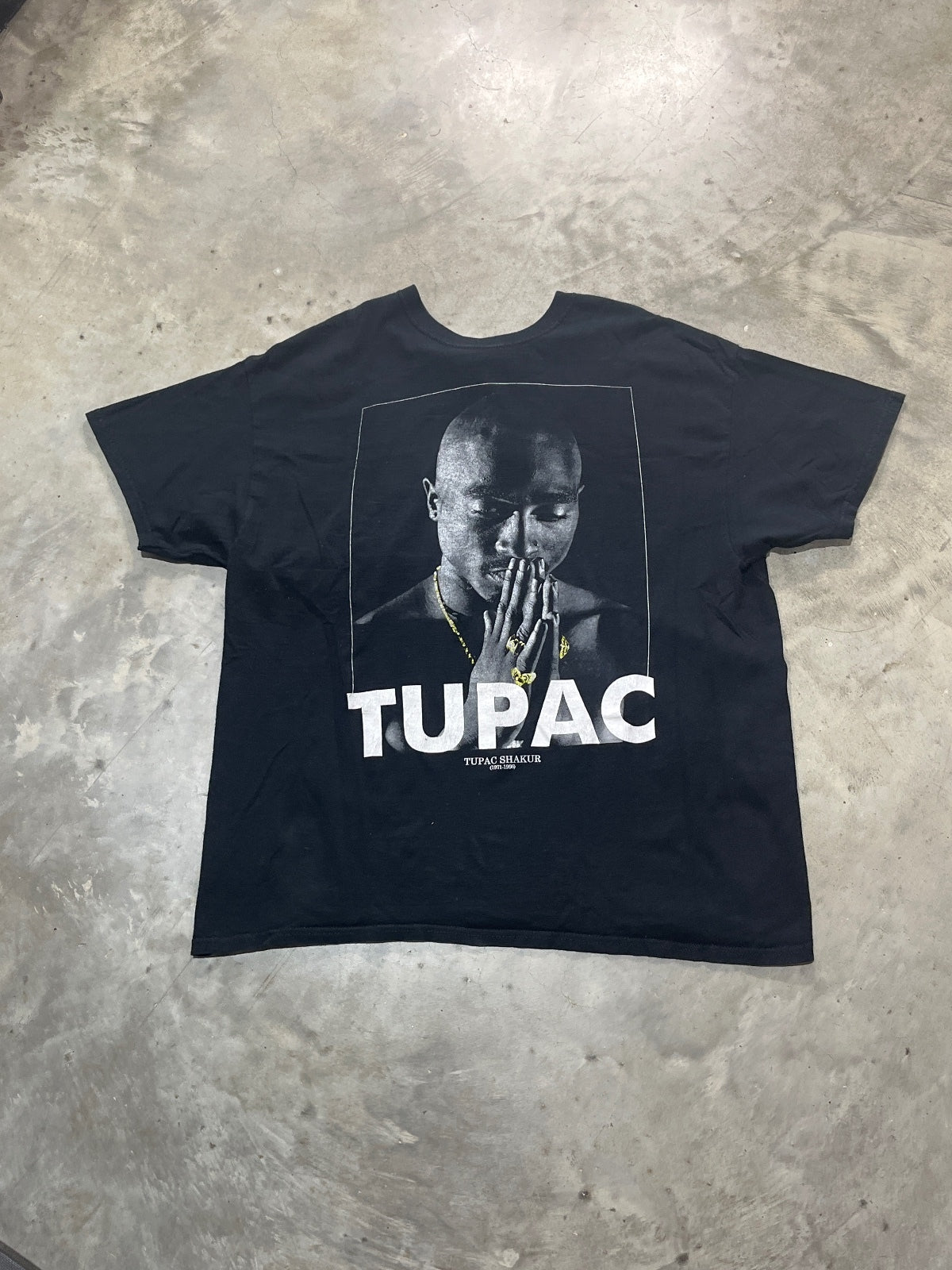 Tupac Preowned XL T-shirt