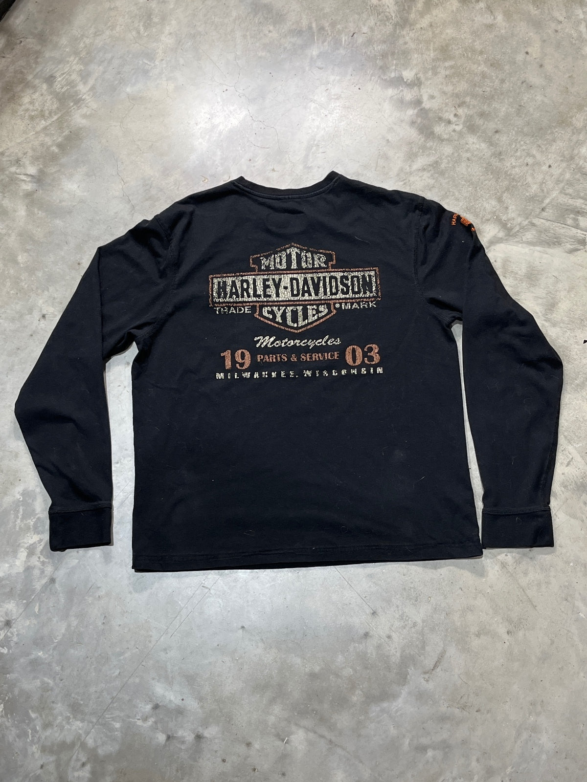 Hal’s Harley Davidson Preowned Large Long Sleeve T-shirt