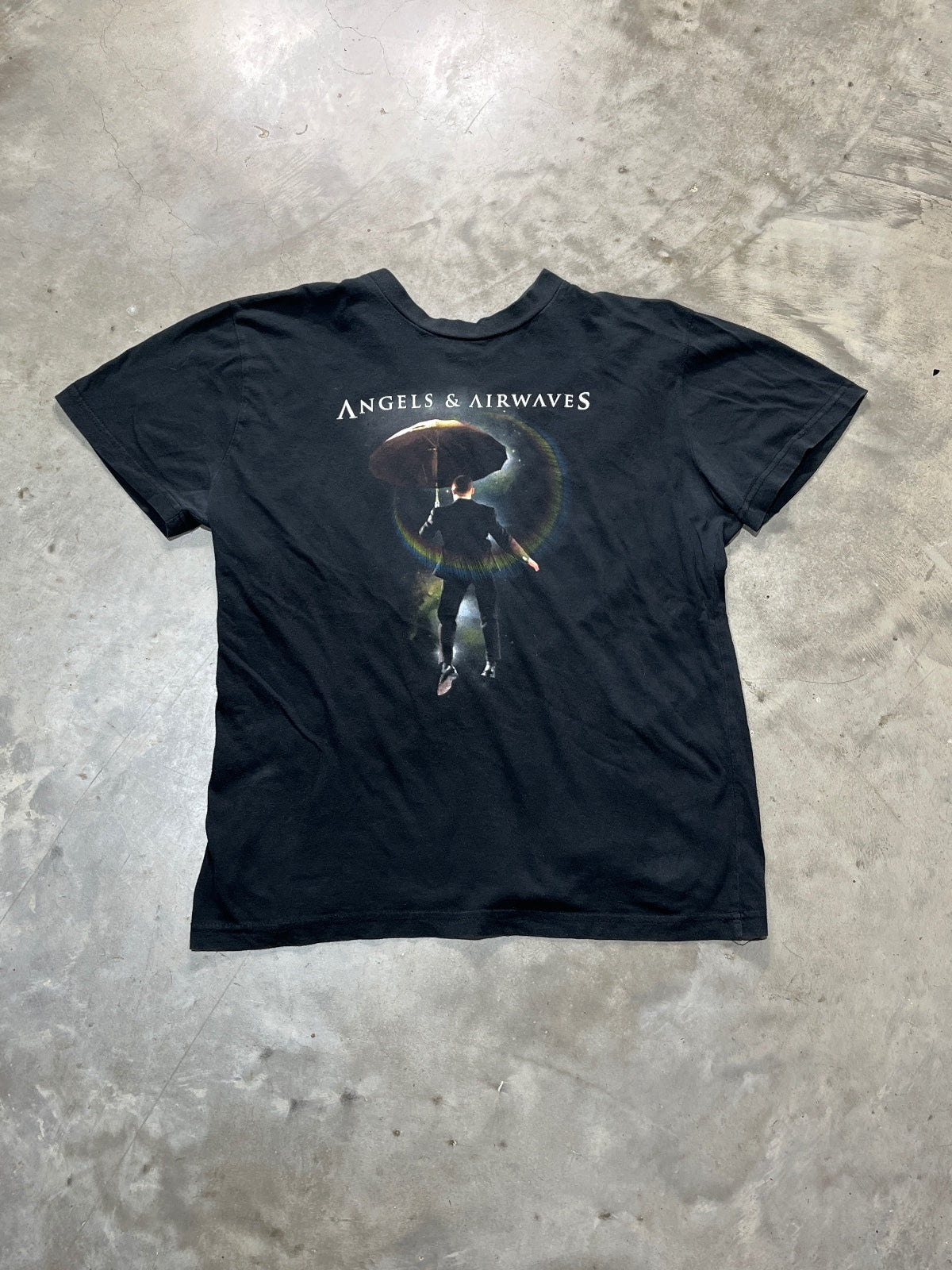 Angels & Airwaves Preowned Medium T-shirt