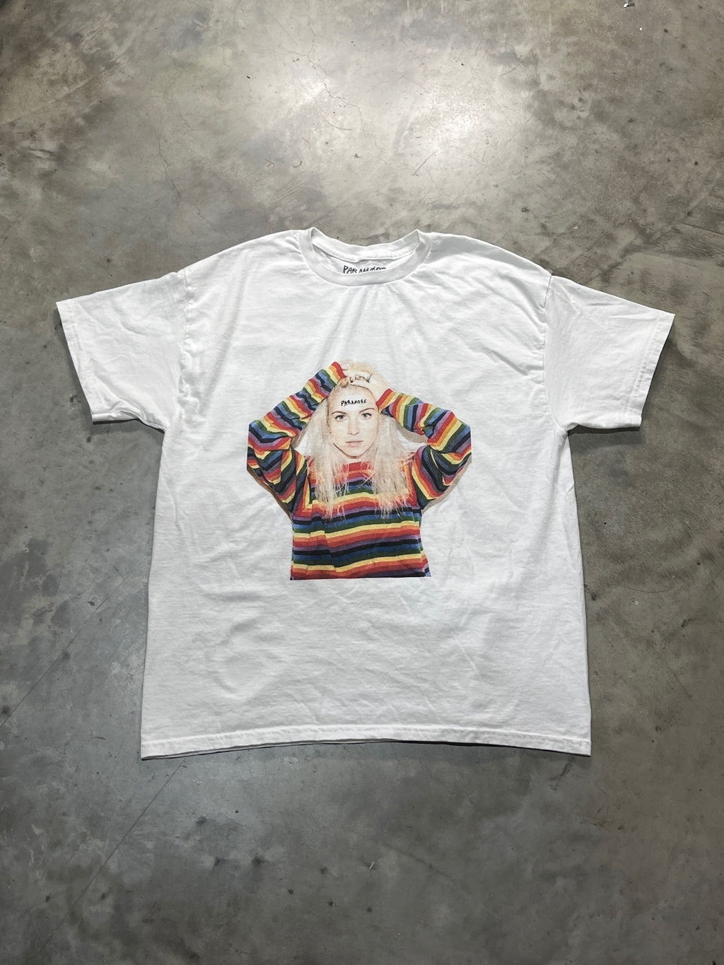 Paramore Preowned Large T-shirt