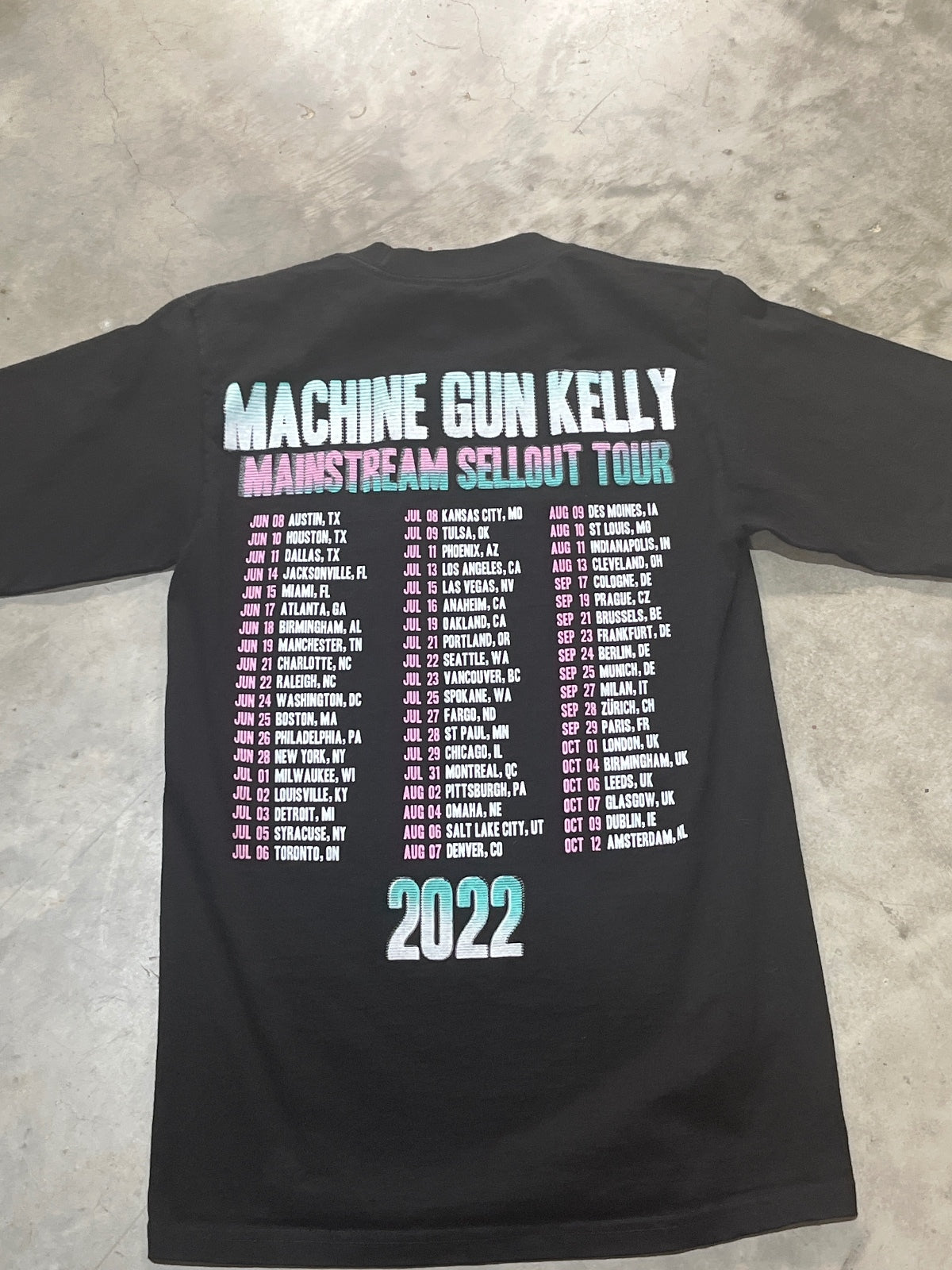 Machine Gun Kelly MGK Preowned Small T-shirt