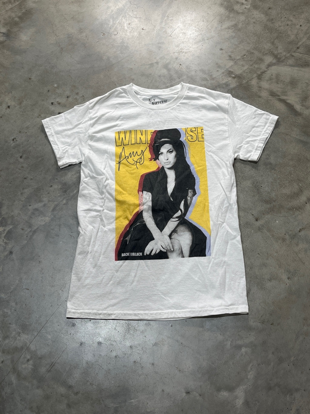 Amy Winehouse Preowned Small T-shirt