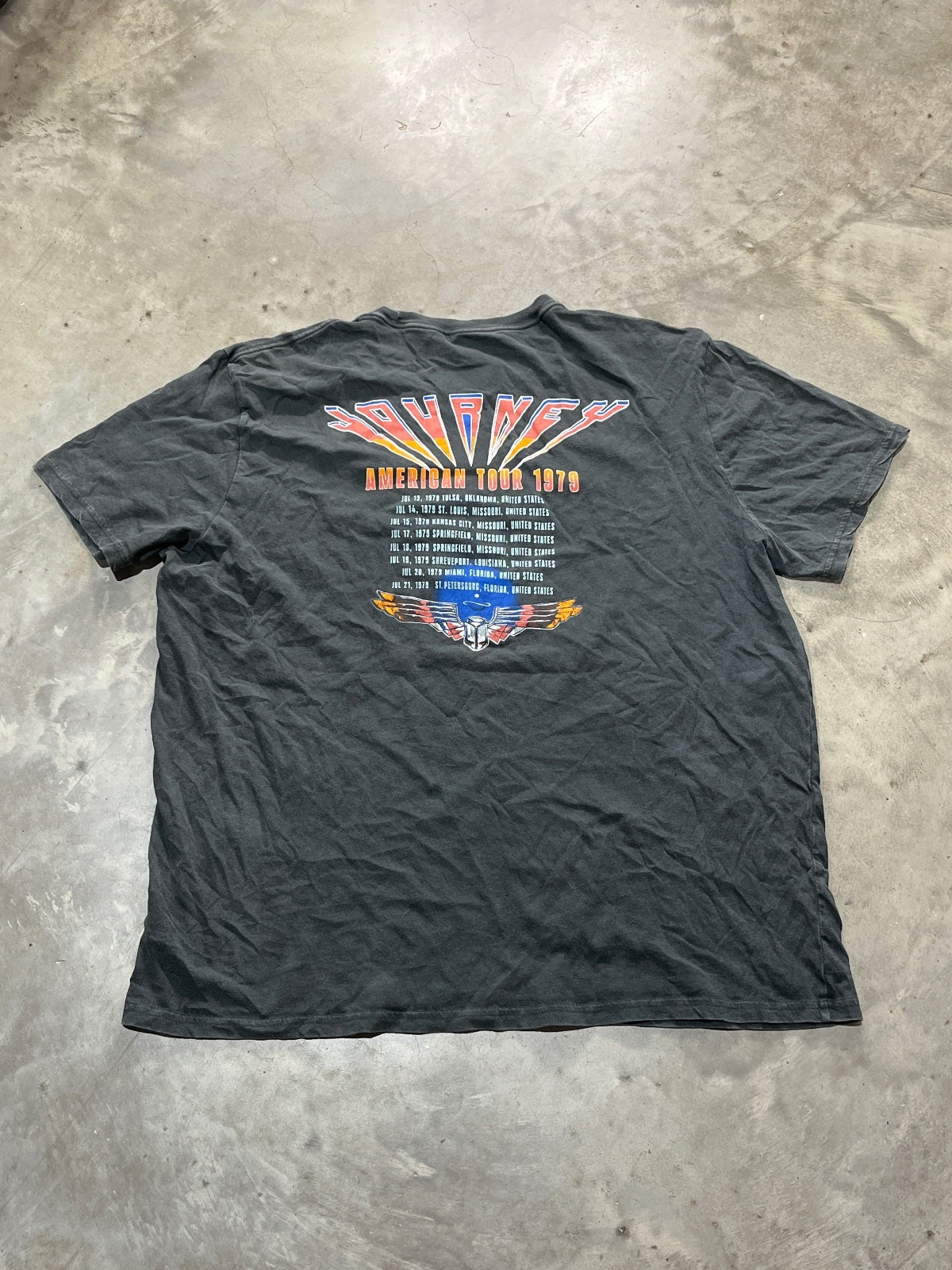Journey Preowned 2XL T-shirt