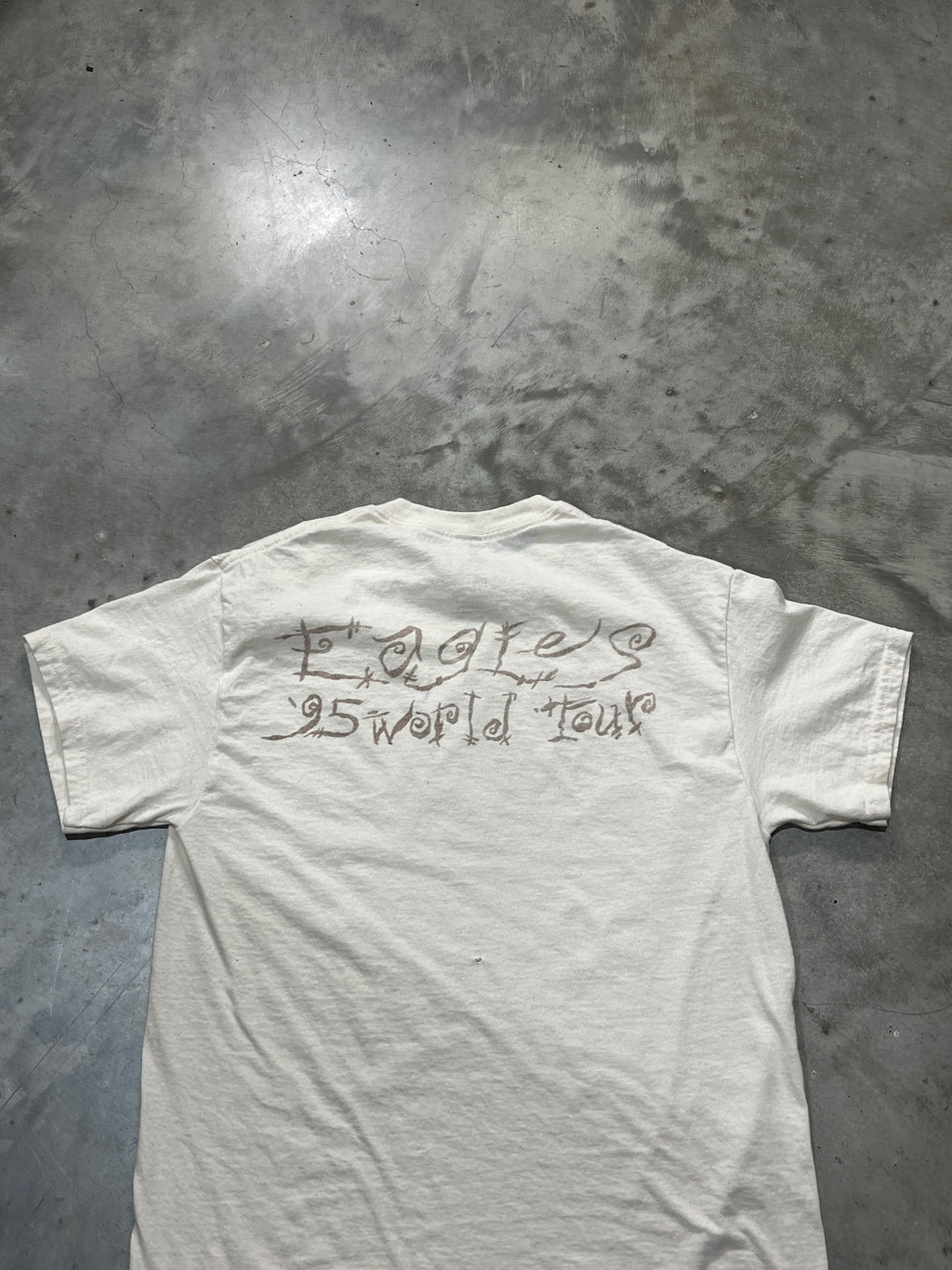 The Eagles Preowned Medium T-shirt