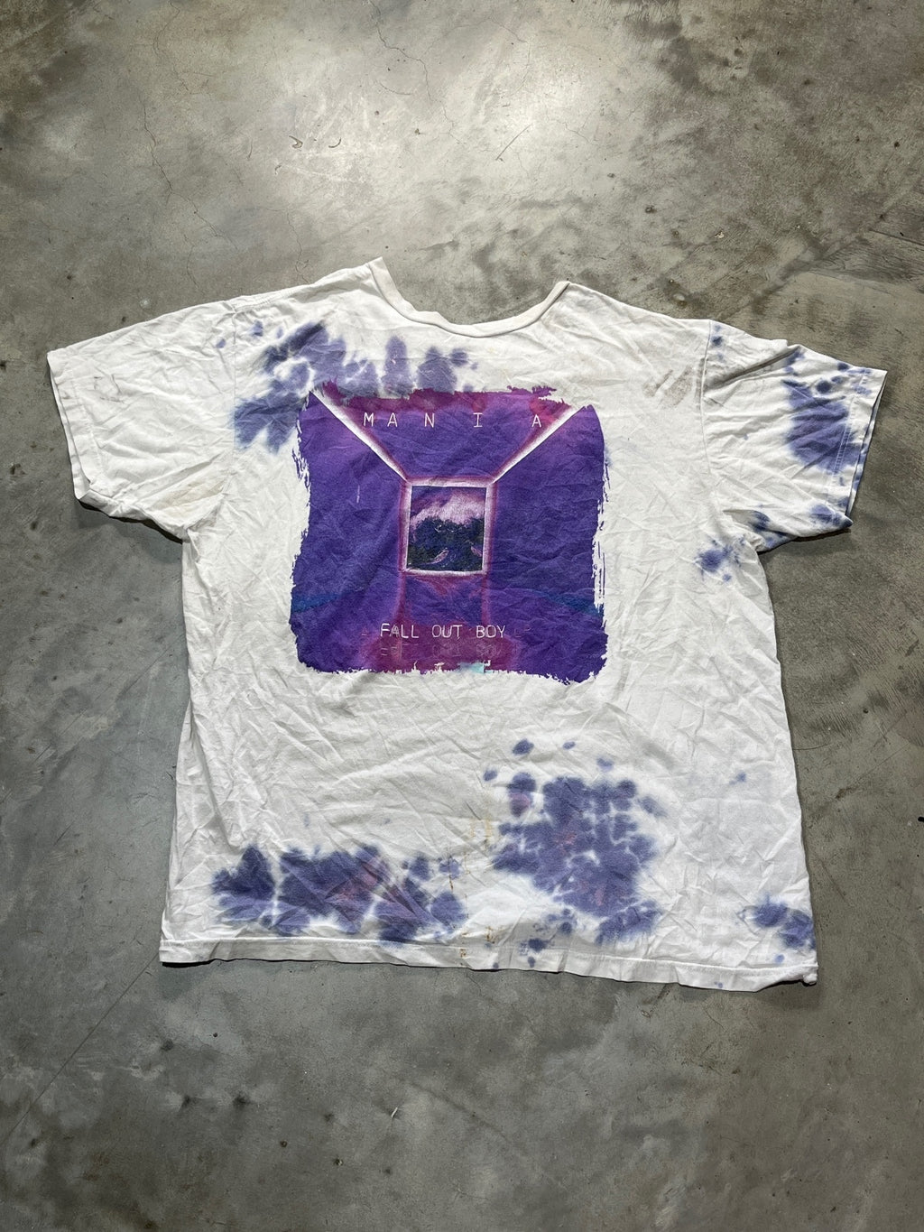 Fall Out Boy Preowned Large Tie Dye T-shirt