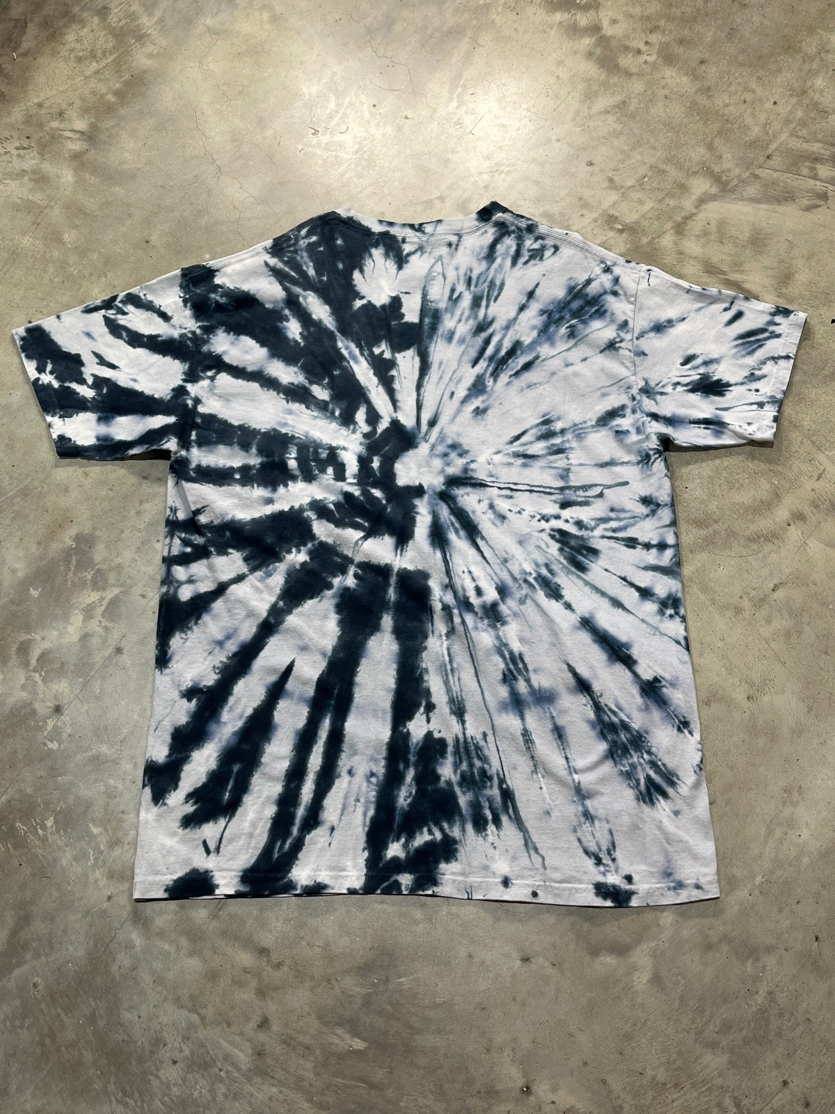 KISS Preowned 2XL Tie Dye T-shirt