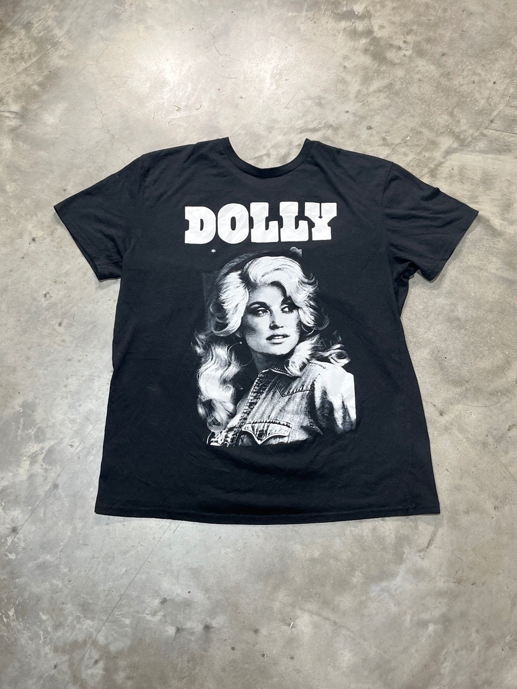 Dolly Parton Preowned Large T-shirt