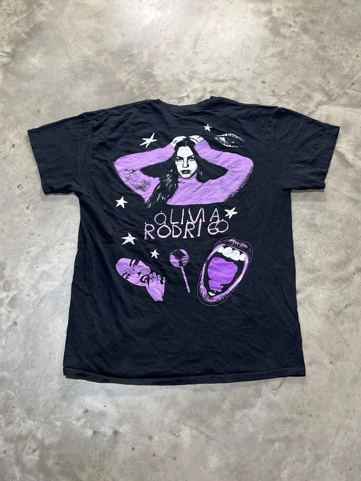 Olivia Rodrigo Preowned Large T-shirt