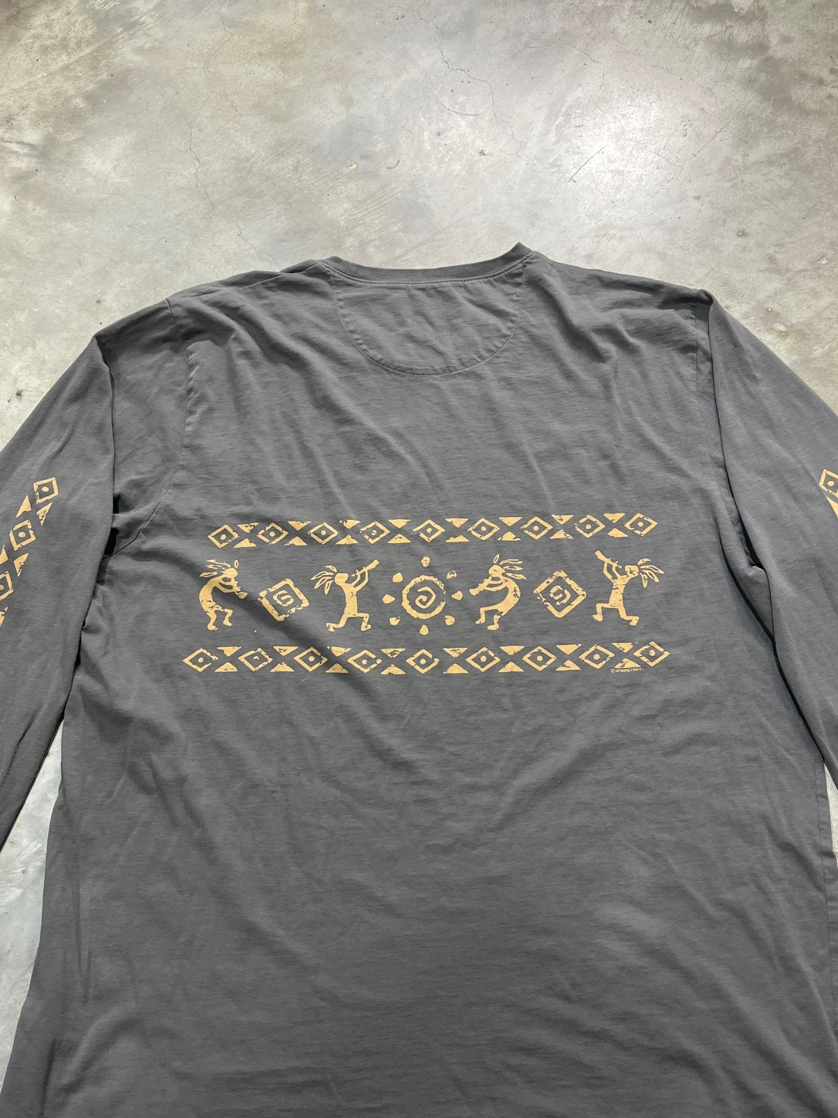 Hawaiian Preowned XL Long Sleeve T-Shirt