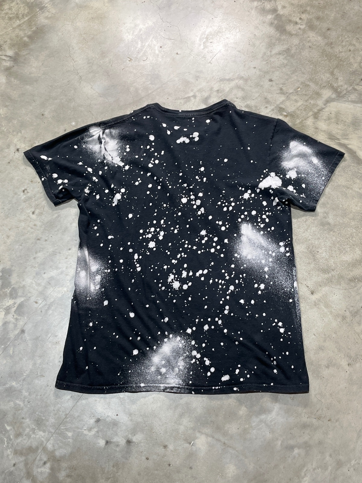 Pink Floyd Preowned Large Tie Dye T-shirt