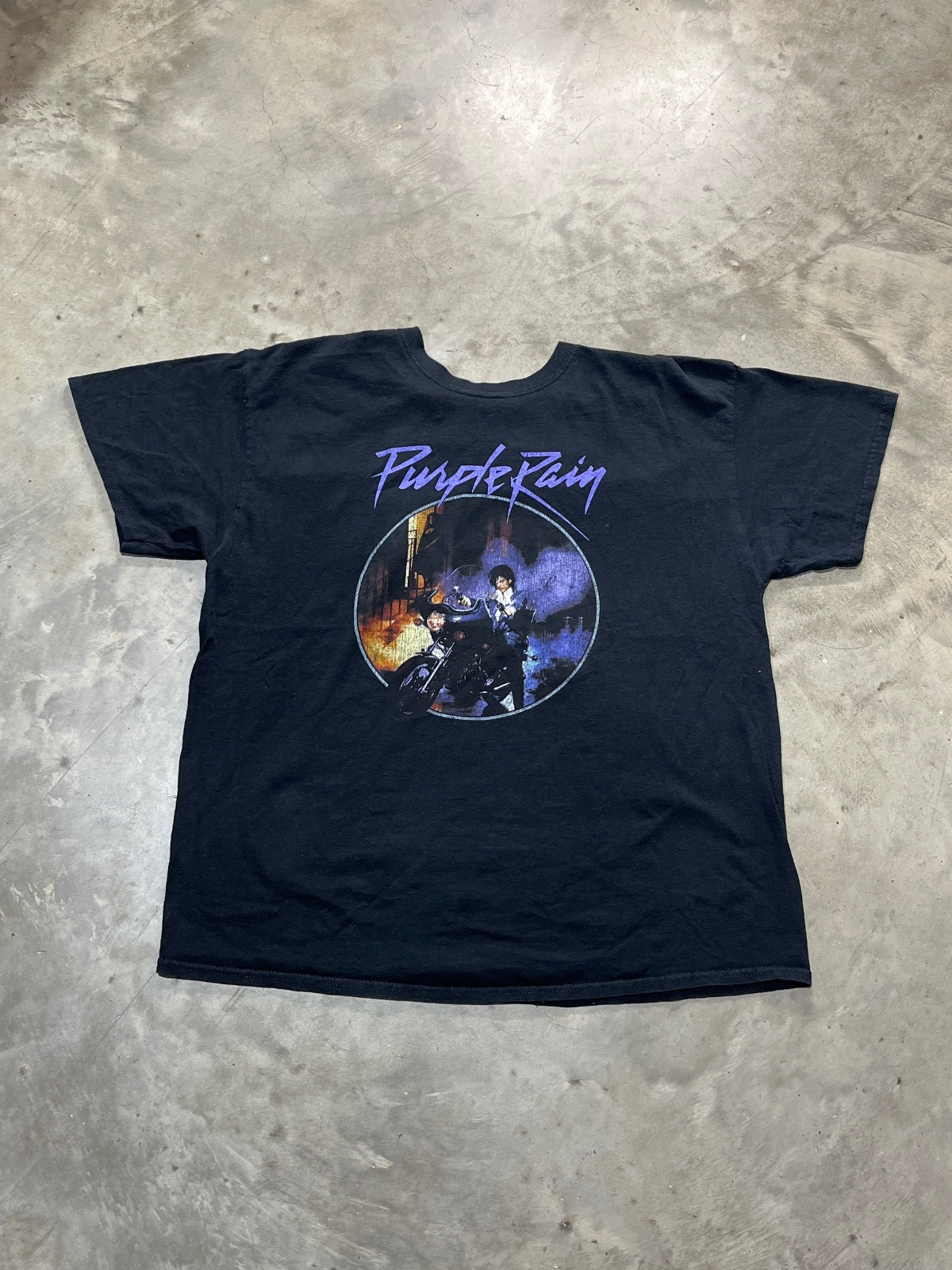 Prince Preowned XL T-shirt