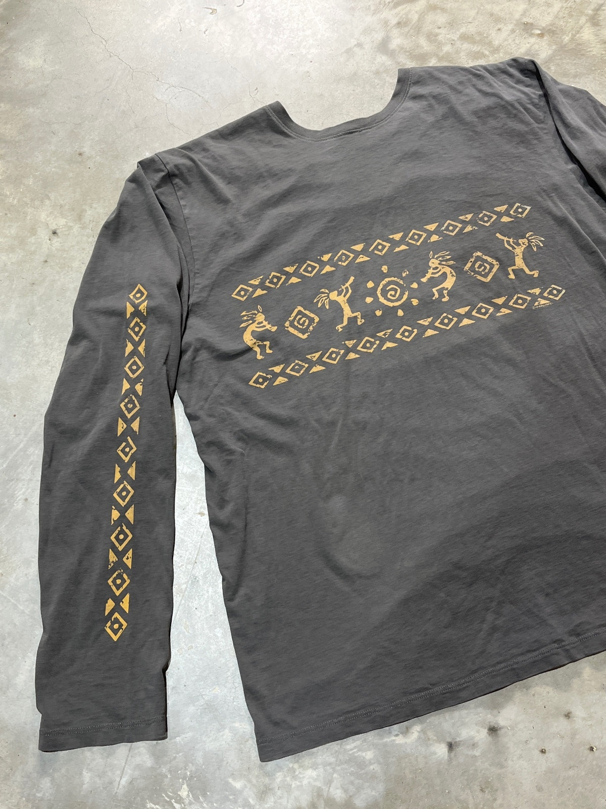 Hawaiian Preowned XL Long Sleeve T-Shirt