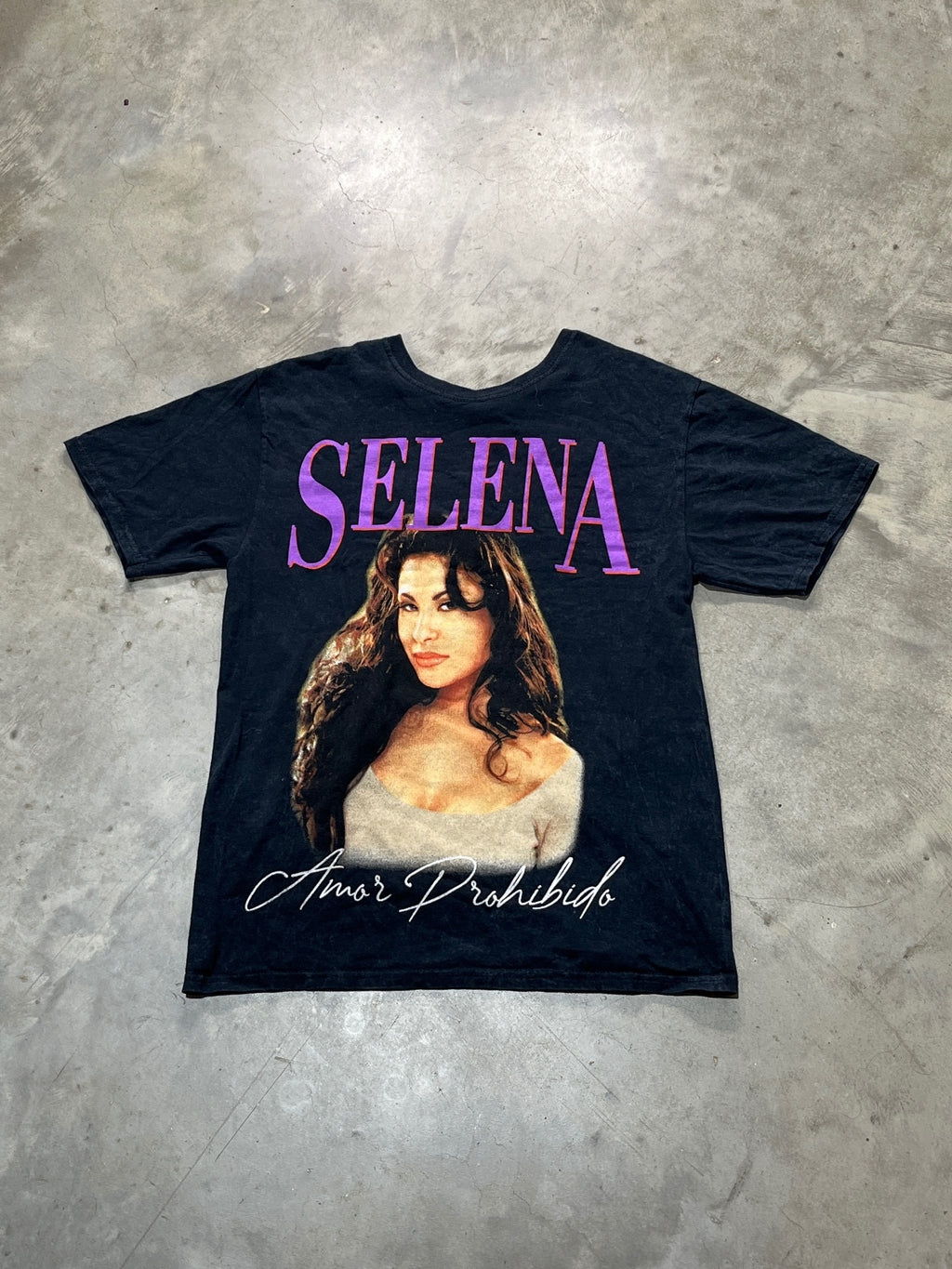 Selena Preowned Small T-shirt