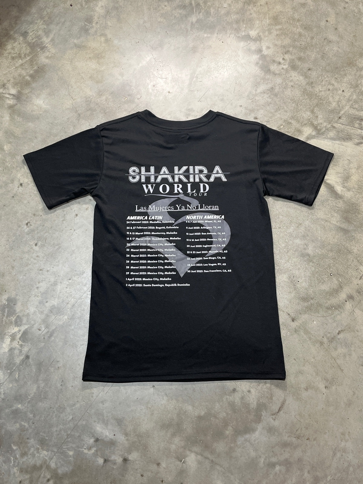 Shakira Preowned Medium T-shirt