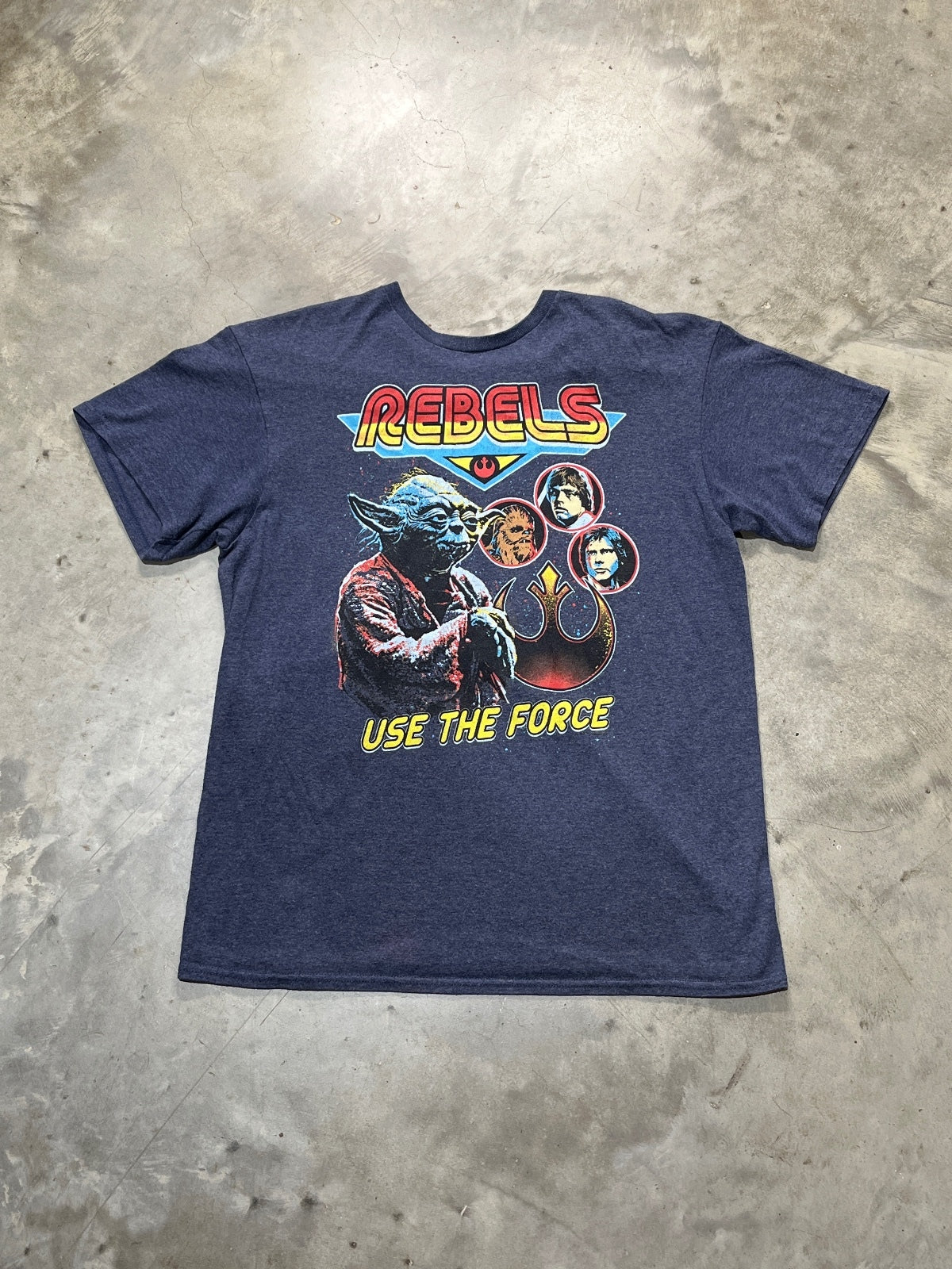 Star Wars Rebels Use The Force Preowned Medium T-shirt