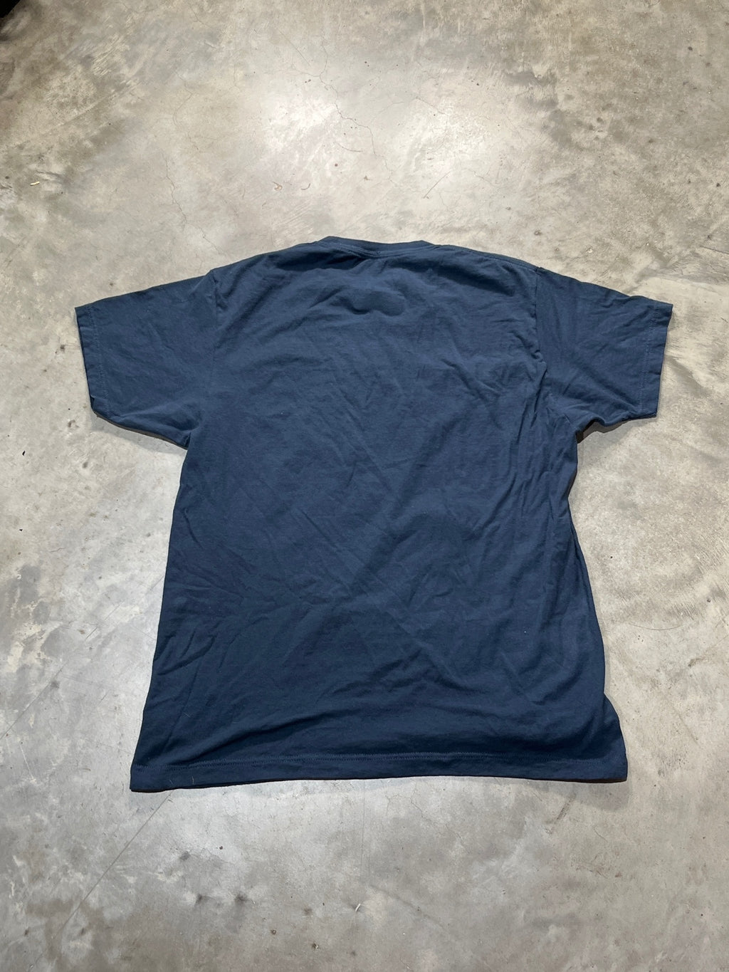 Toadies Preowned Large T-shirt