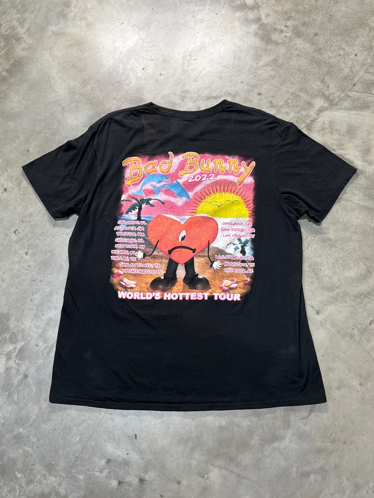 Bad Bunny Preowned Large T-shirt