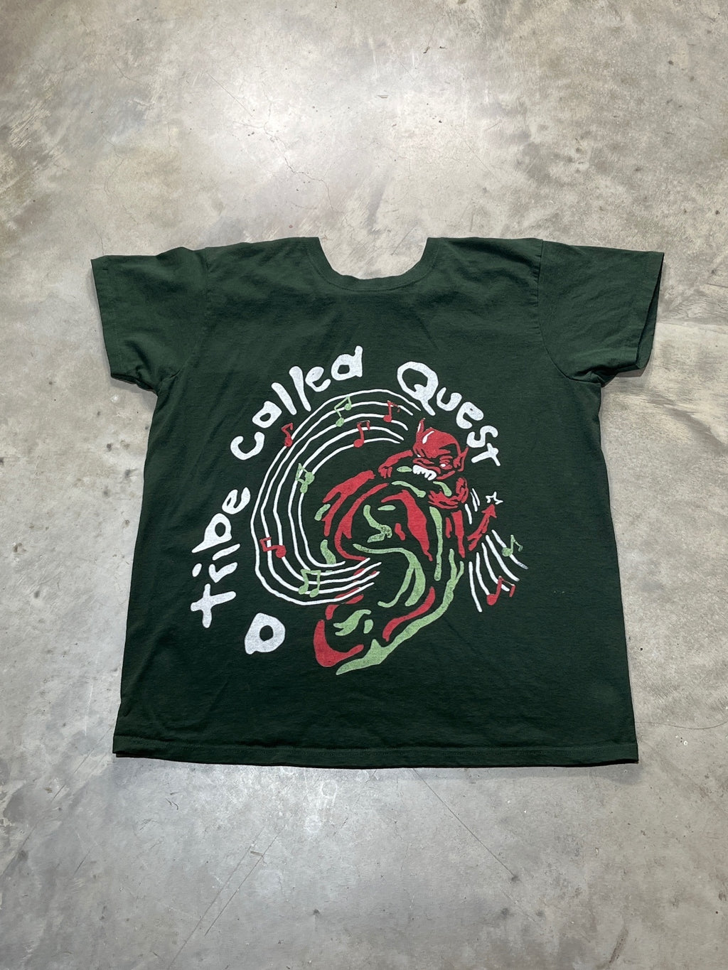 A Tribe Called Quest Preowned Large T-shirt