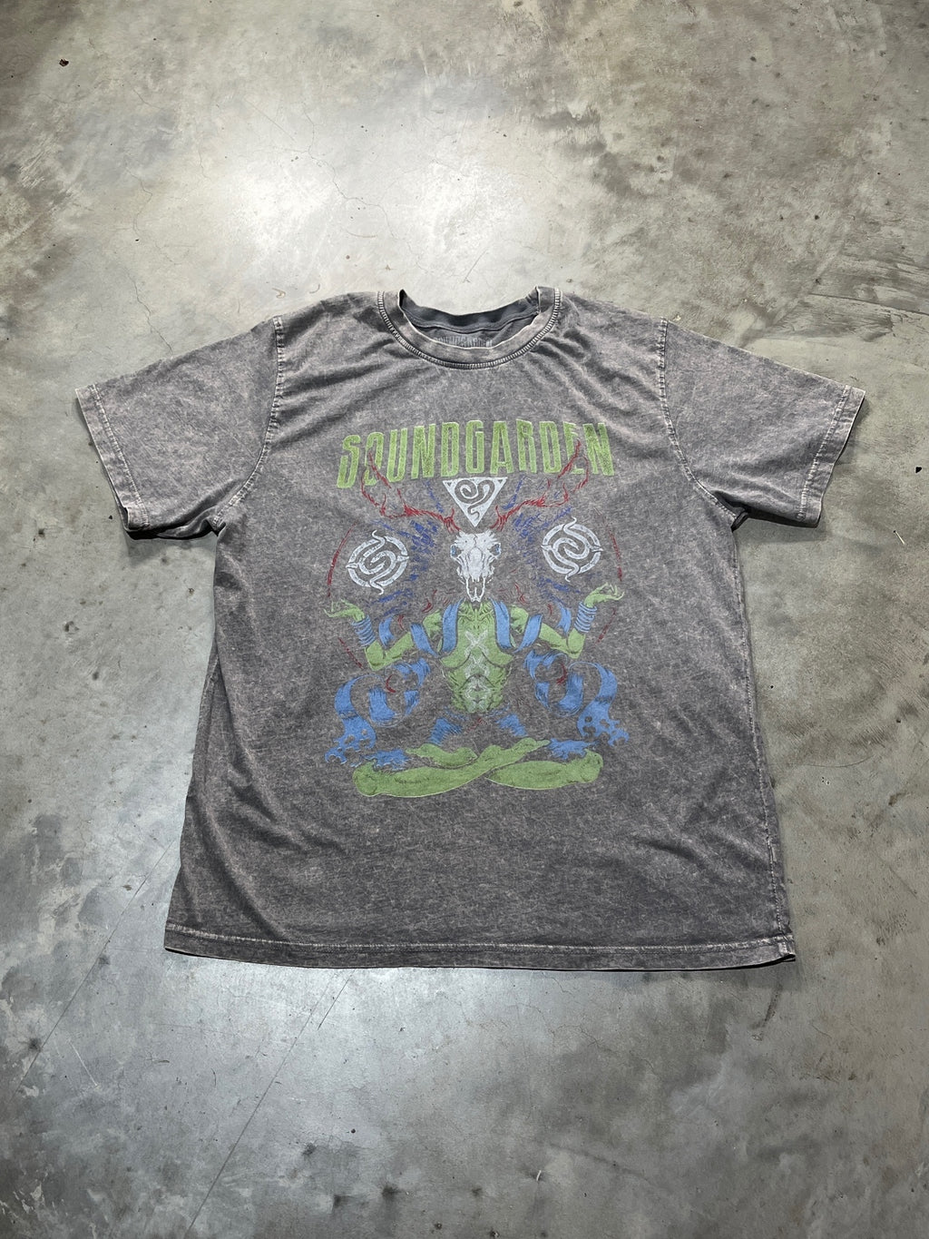 Soundgarden Preowned Large Tie Dye T-shirt