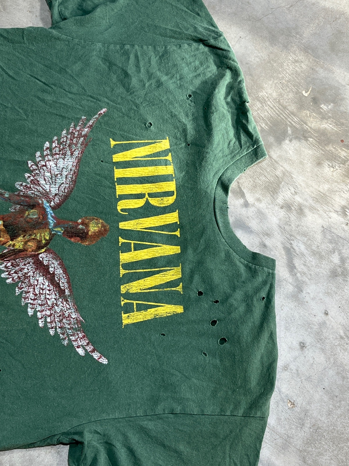 Nirvana Preowned XL Distressed T-shirt