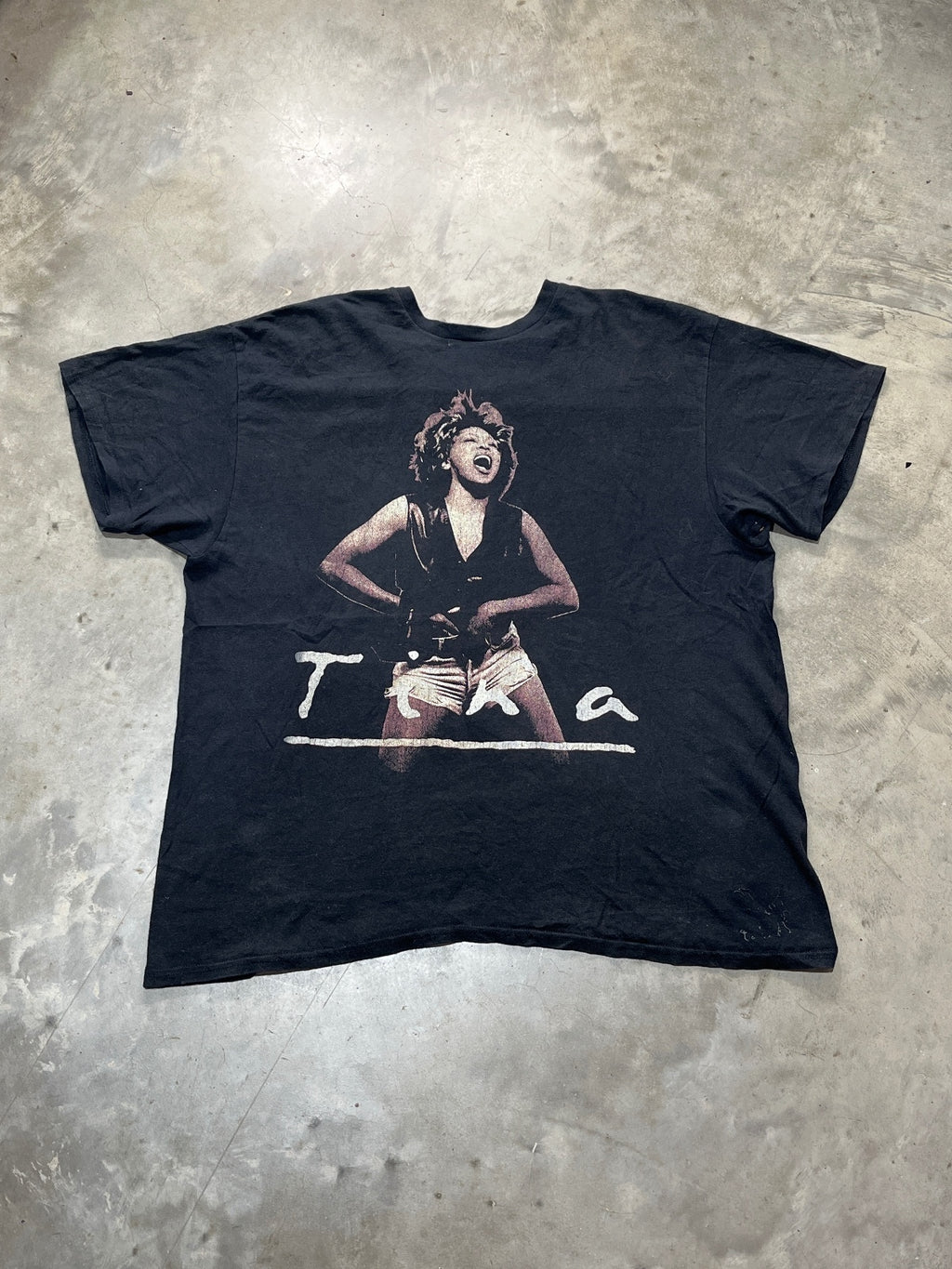 Tina Turner Preowned Large T-shirt
