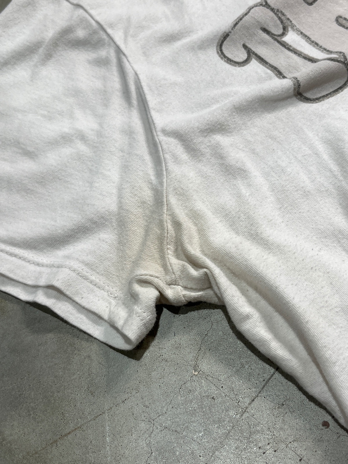The Who Preowned Large V-Neck T-shirt