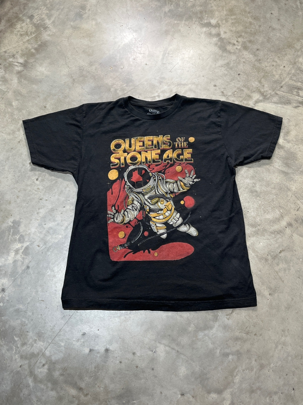 Queens Of The Stone Age Preowned Large T-shirt