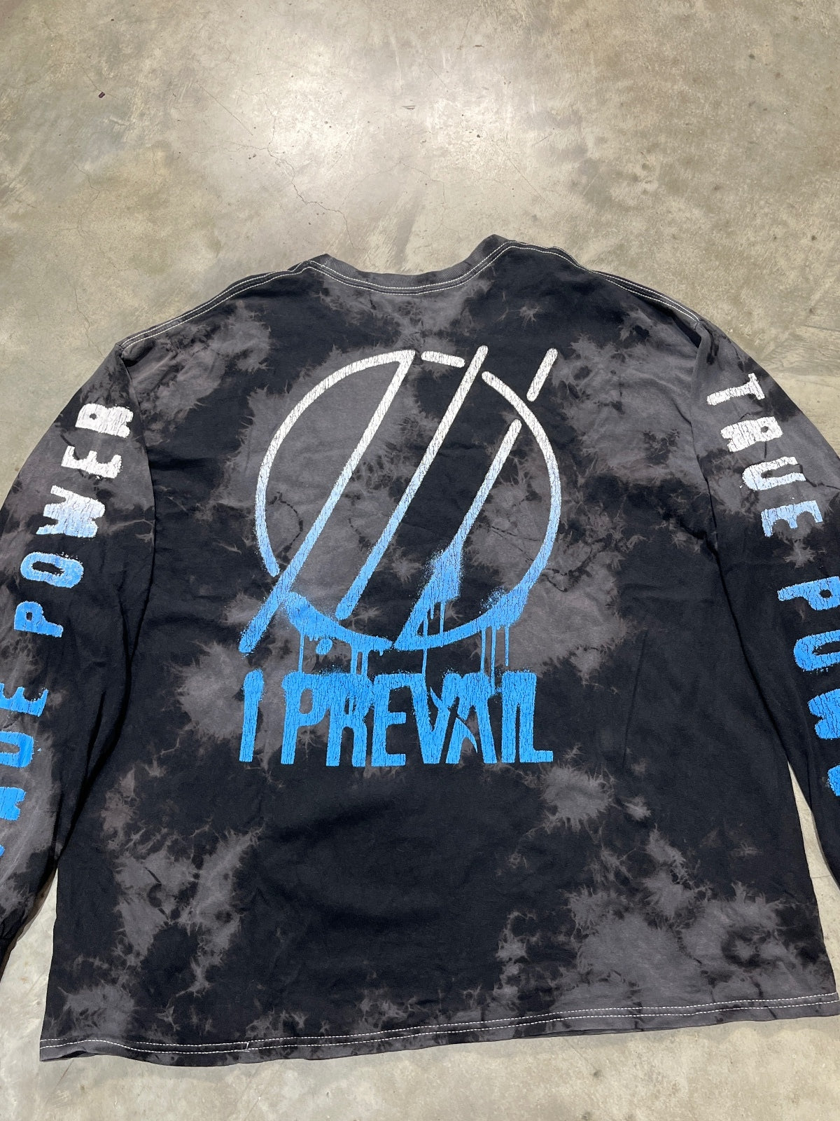 I Prevail Preowned 2XL Tie Dye Long Sleeve T-shirt