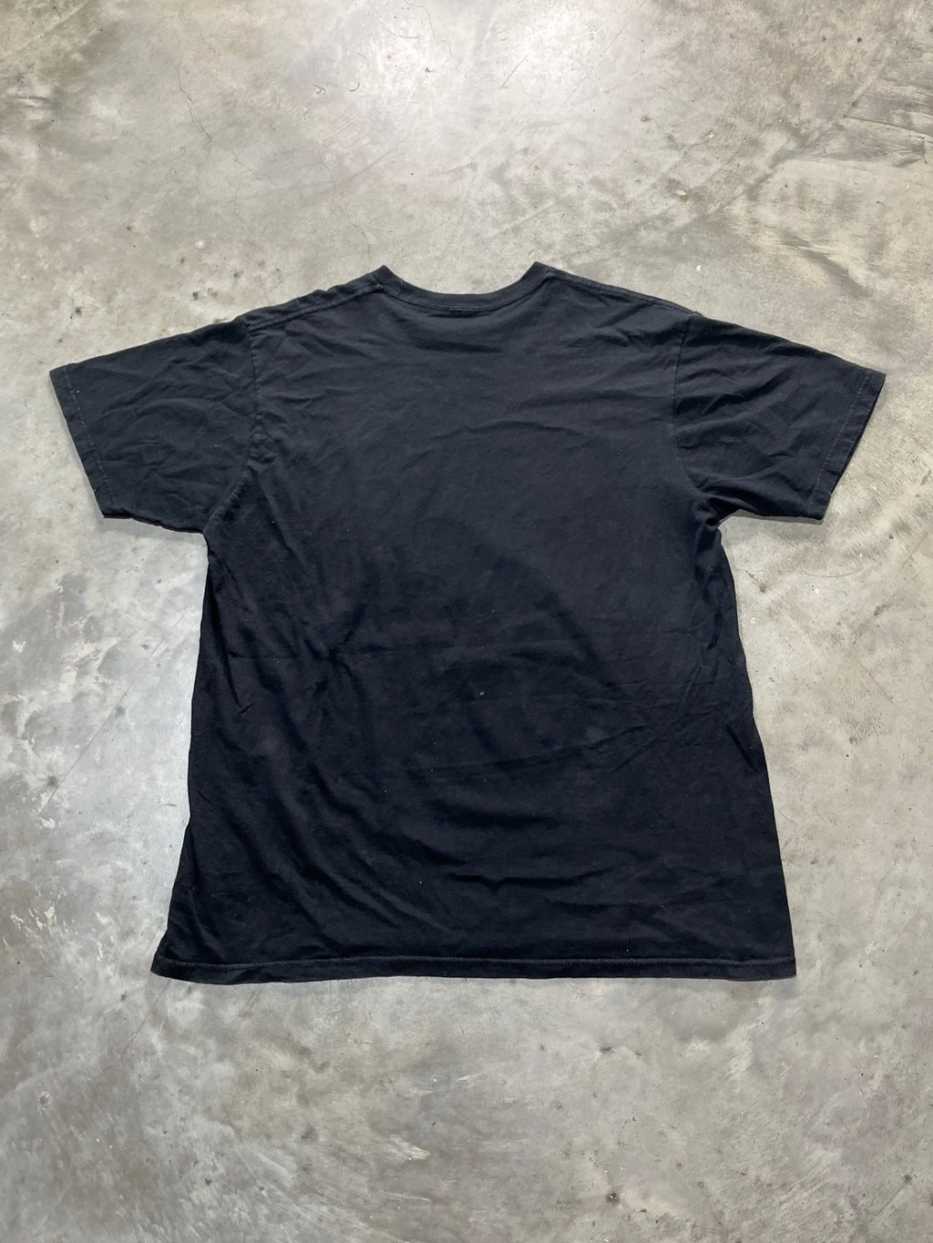 Of Mice & Men Preowned Large T-shirt