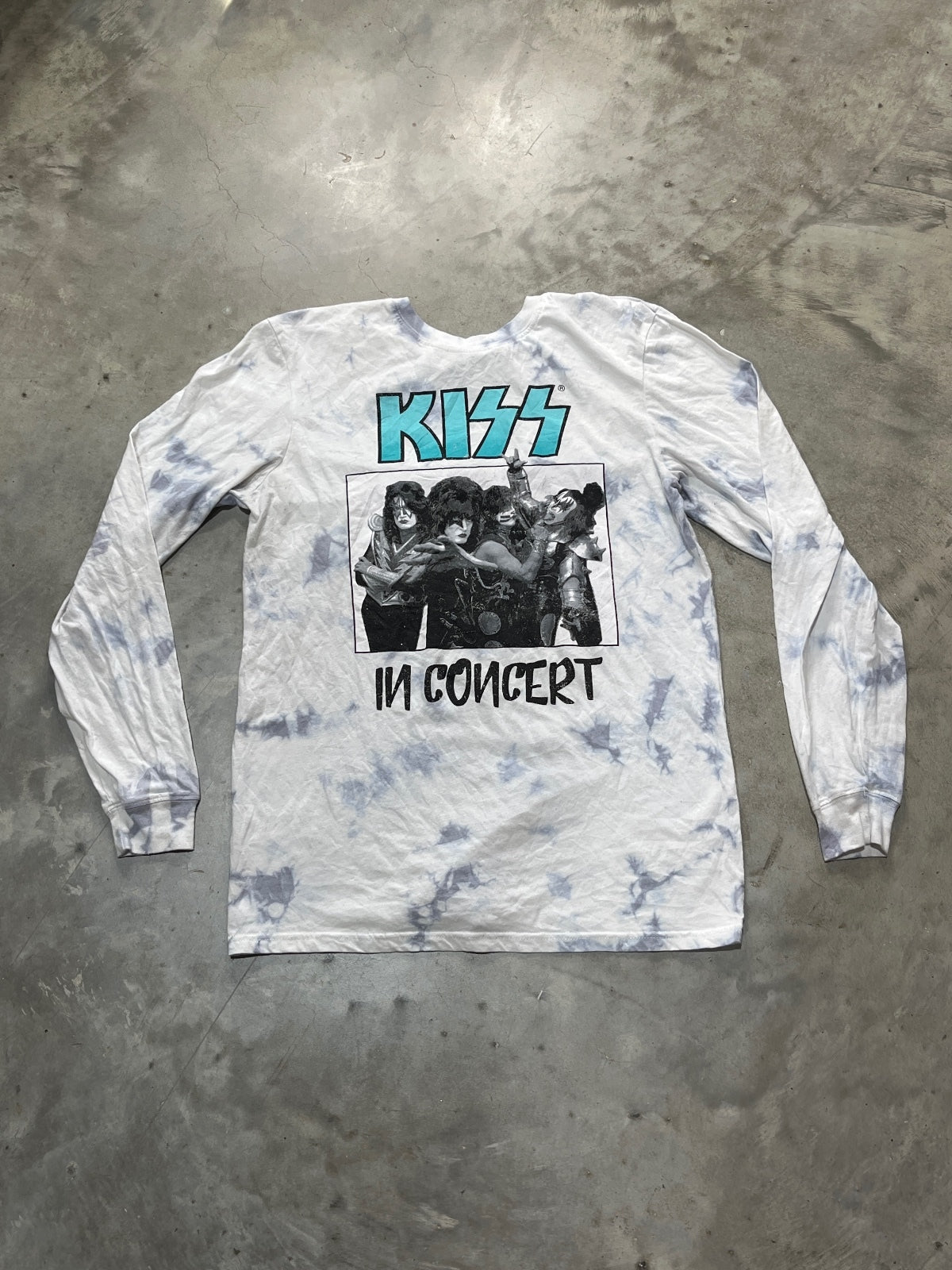Kiss Preowned Medium Tie Dye T-shirt