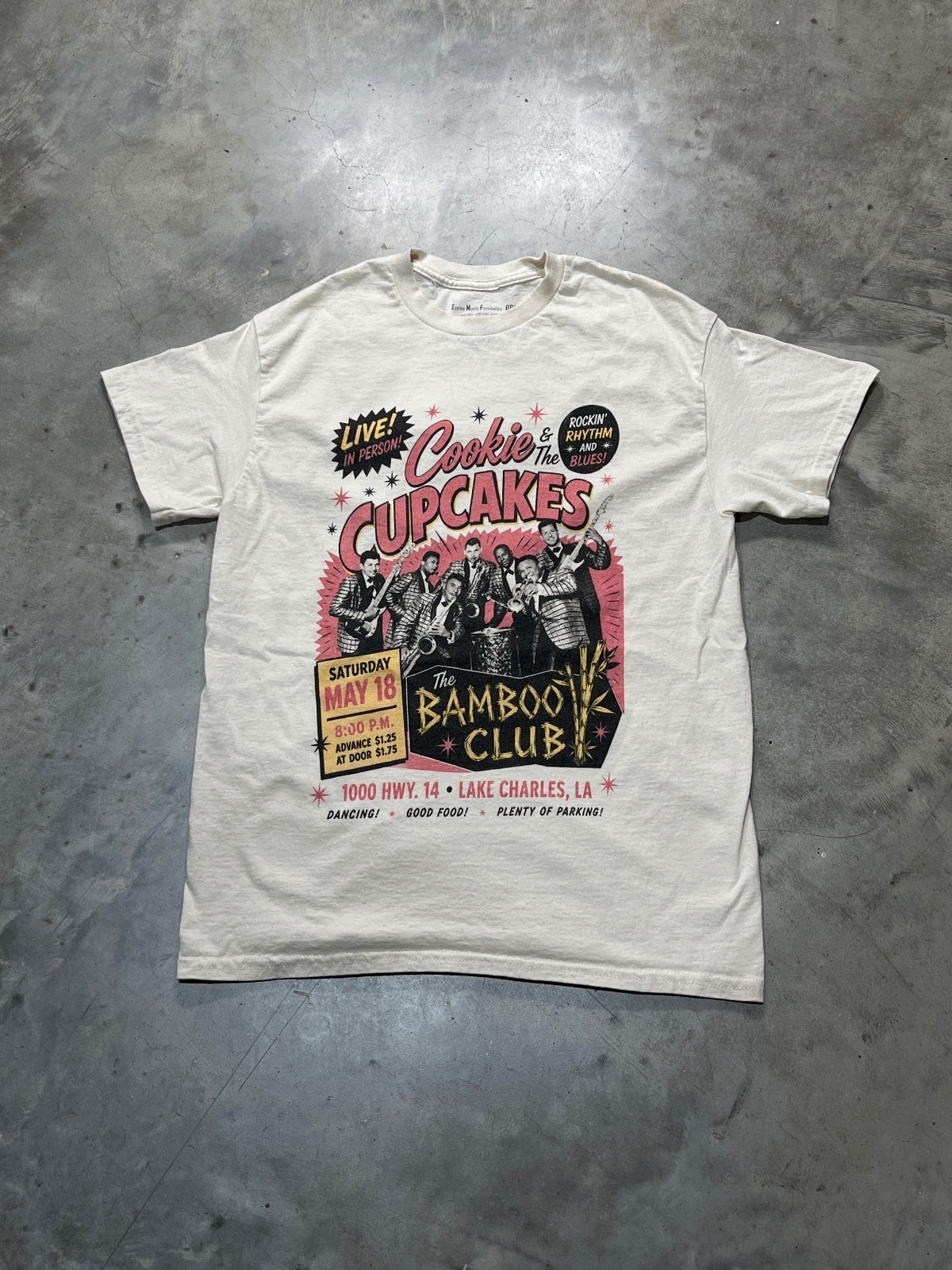 Cookie & The Cupcakes Preowned Medium T-shirt