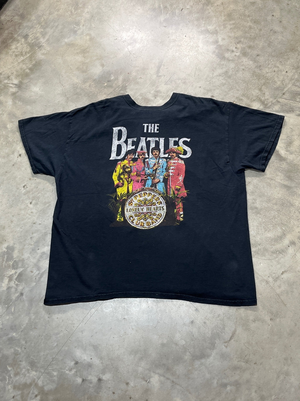 The Beatles Preowned Large T-shirt