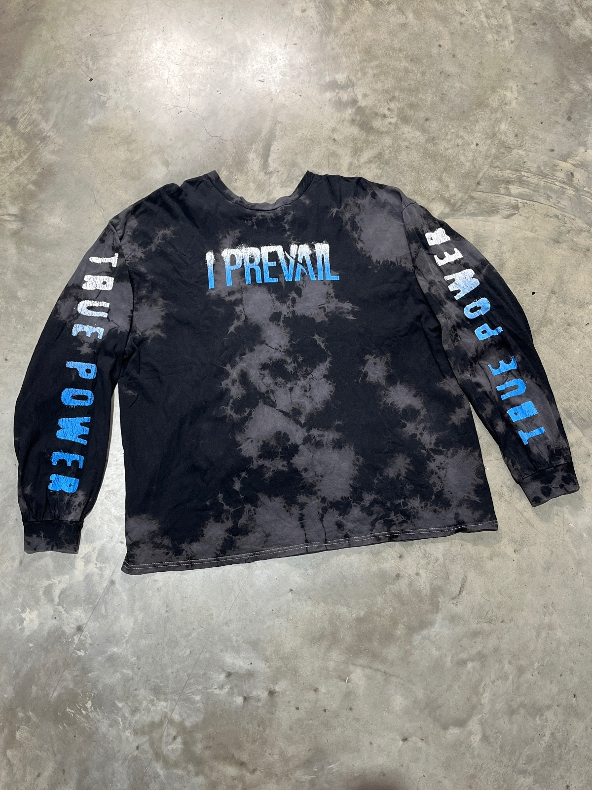 I Prevail Preowned 2XL Tie Dye Long Sleeve T-shirt