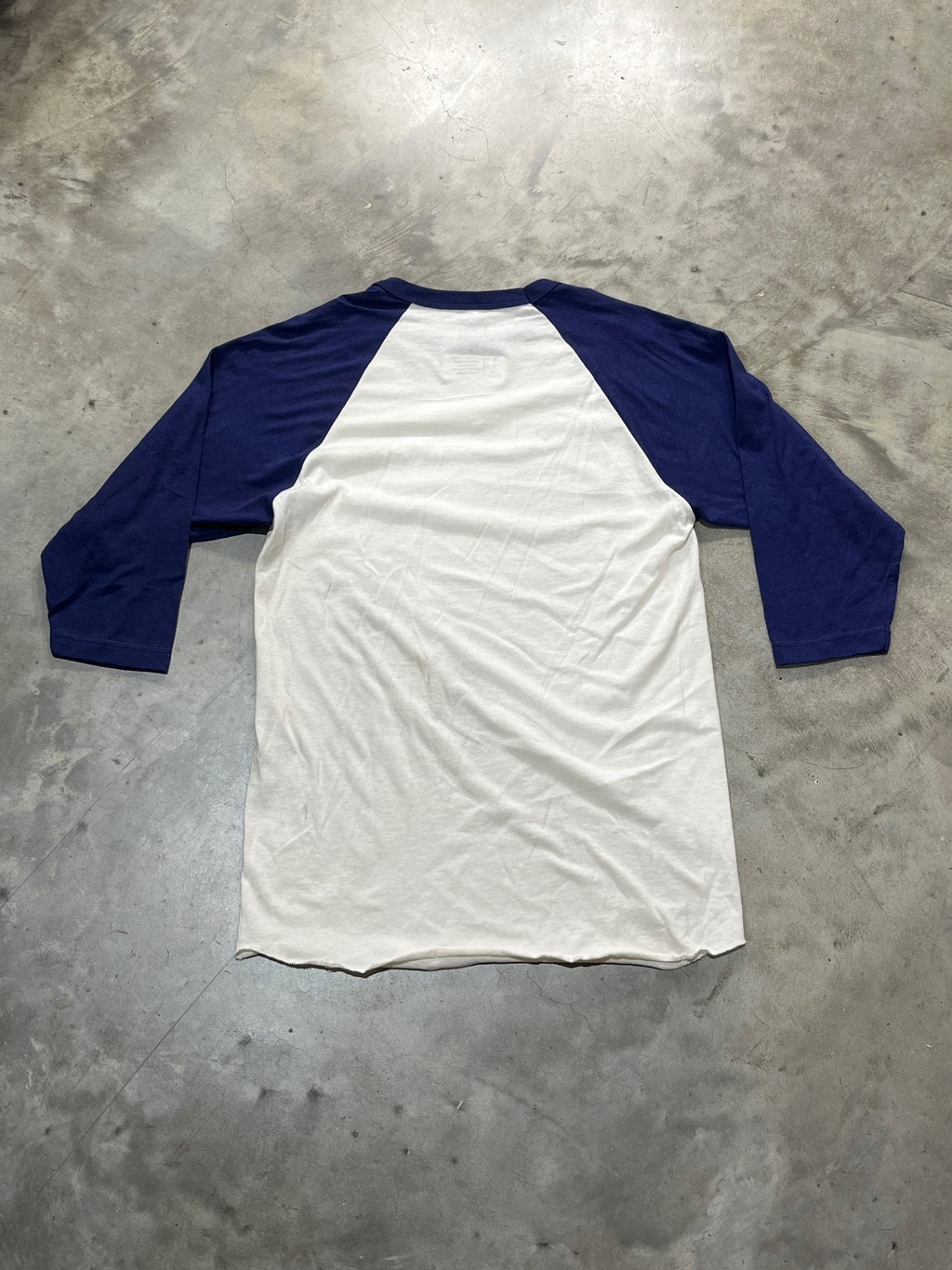 Kings Of Leon Preowned Small 3/4 Sleeve T-shirt