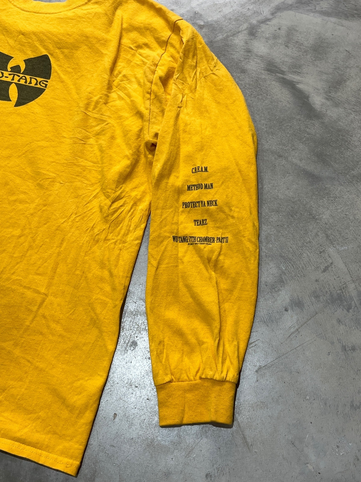 Wu-Tang Preowned Medium Long Sleeve T-shirt
