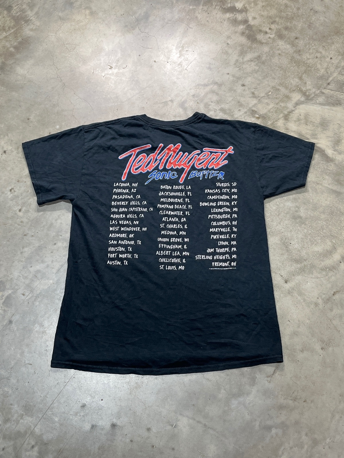 Ted Nugent Preowned Medium T-shirt