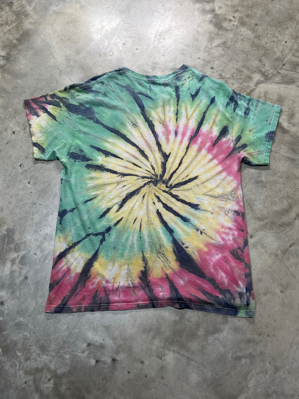 Snoop Dogg Preowned Large Tie Dye T-shirt