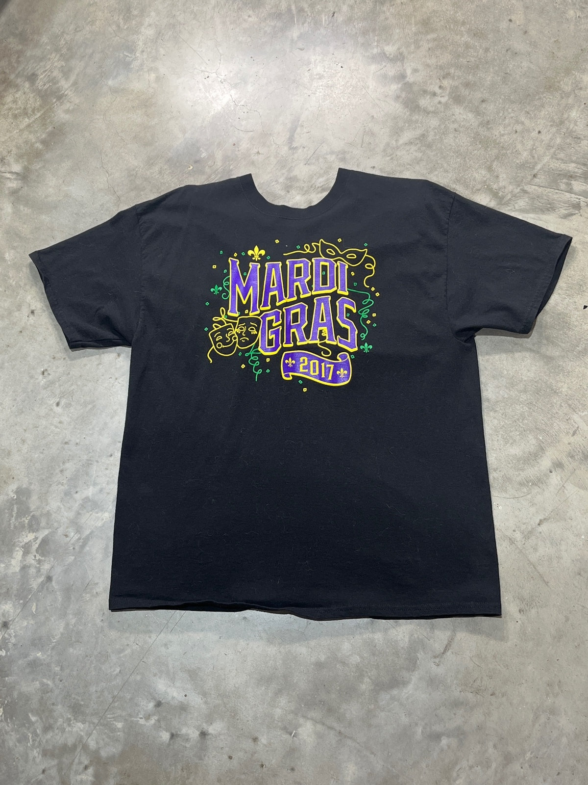 Mardi Gras 2017 Preowned XL T-shirt