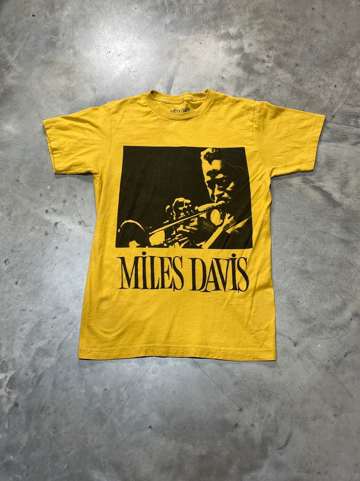 Miles Davis Preowned Small T-shirt