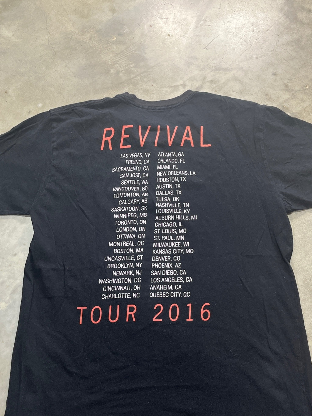 Selena Gomez Preowned Large T-shirt