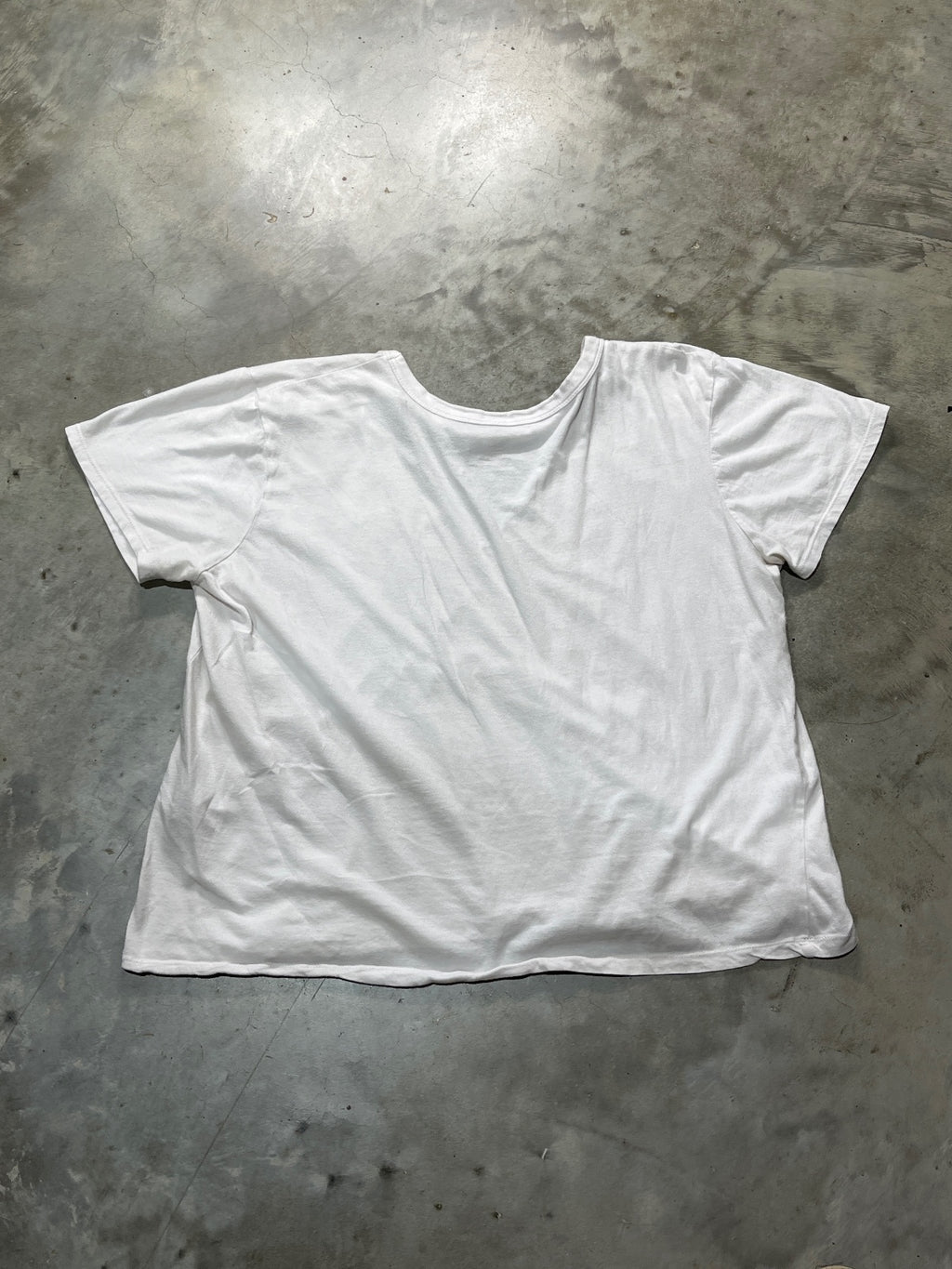 The Who Preowned Large V-Neck T-shirt