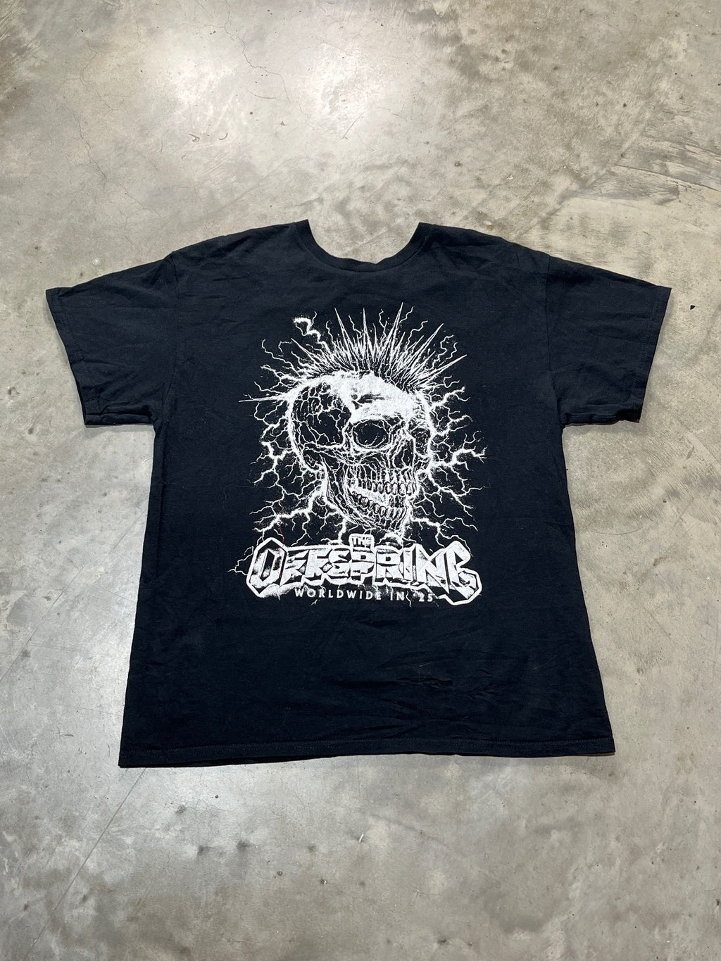 The Offspring Preowned Large T-shirt