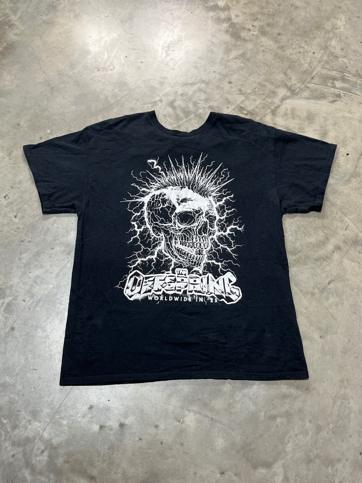 The Offspring Preowned Large T-shirt